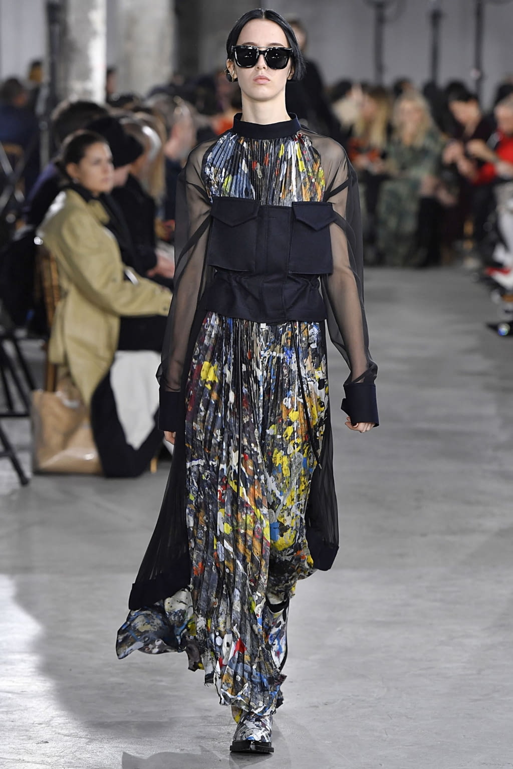Fashion Week Paris Fall/Winter 2019 look 16 de la collection Sacai womenswear
