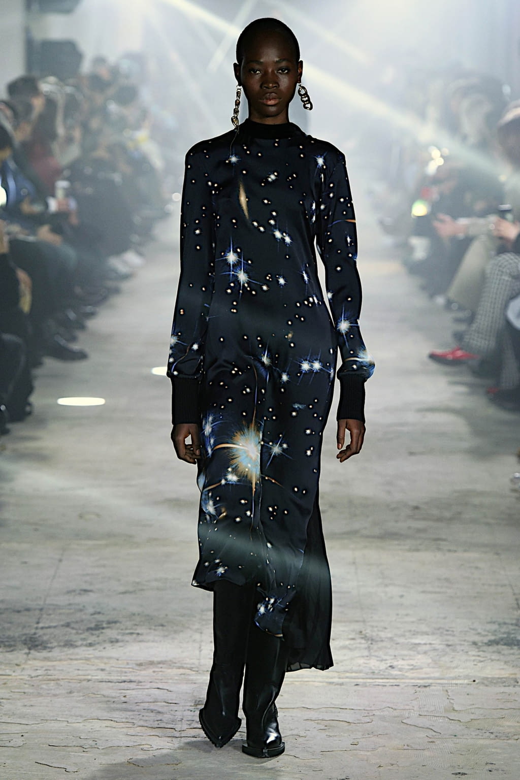 Fashion Week Paris Fall/Winter 2020 look 35 de la collection Sacai womenswear