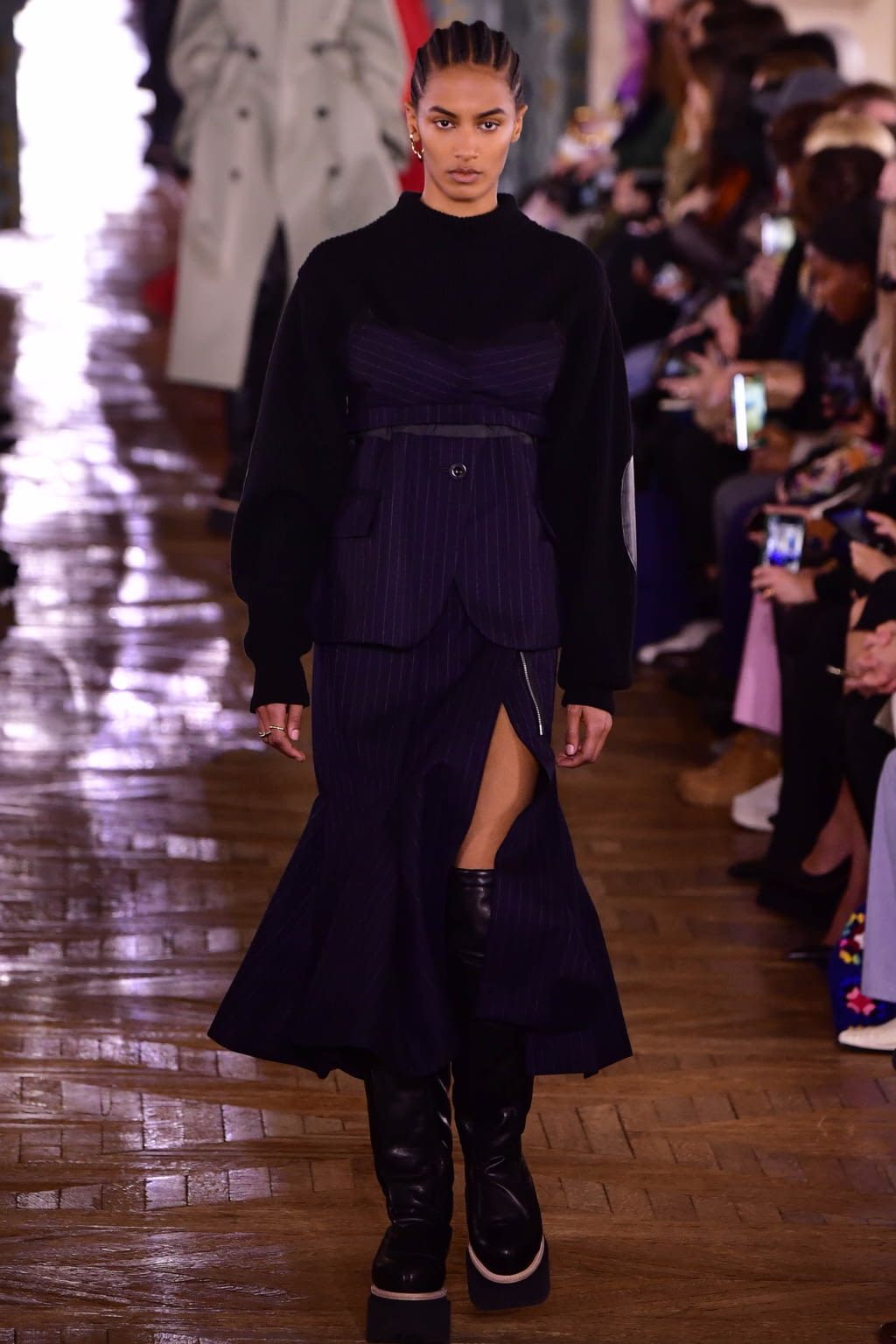 Fashion Week Paris Fall/Winter 2022 look 11 de la collection Sacai womenswear