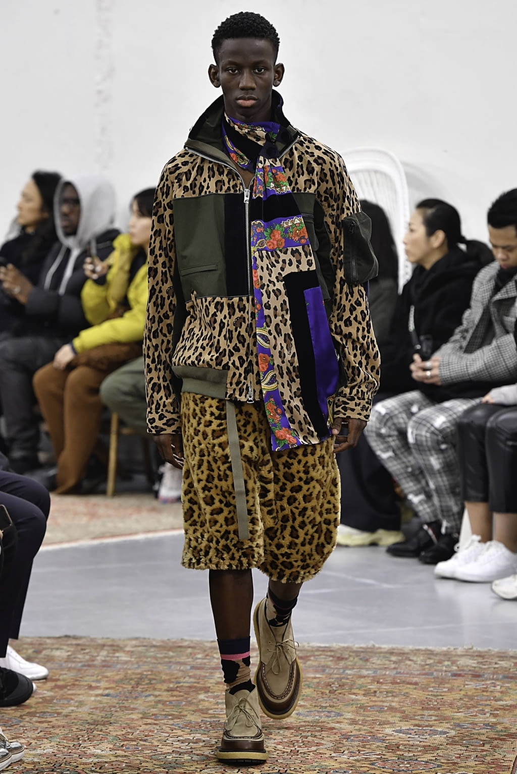 Fashion Week Paris Fall/Winter 2019 look 23 from the Sacai collection menswear