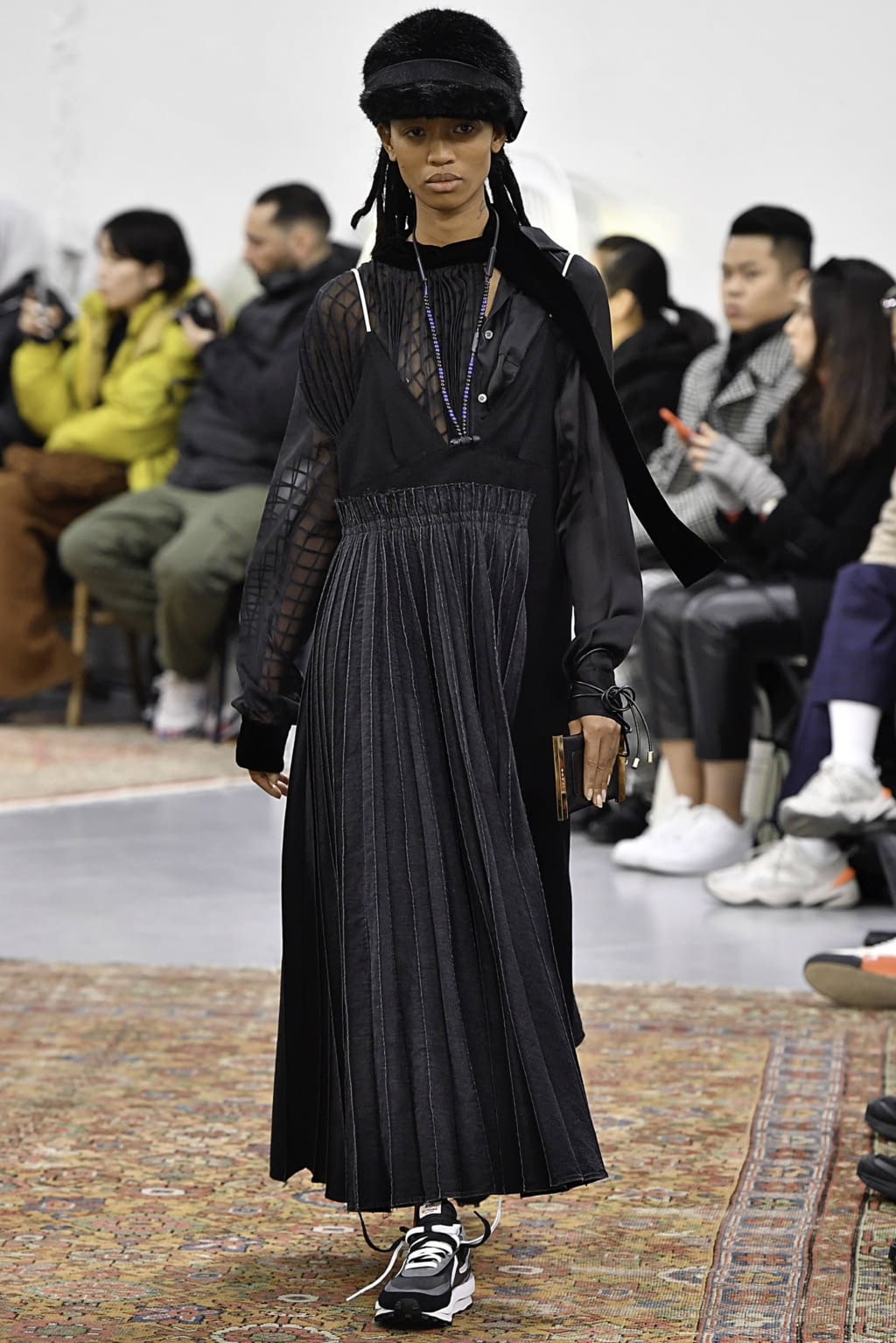 Fashion Week Paris Fall/Winter 2019 look 57 de la collection Sacai menswear