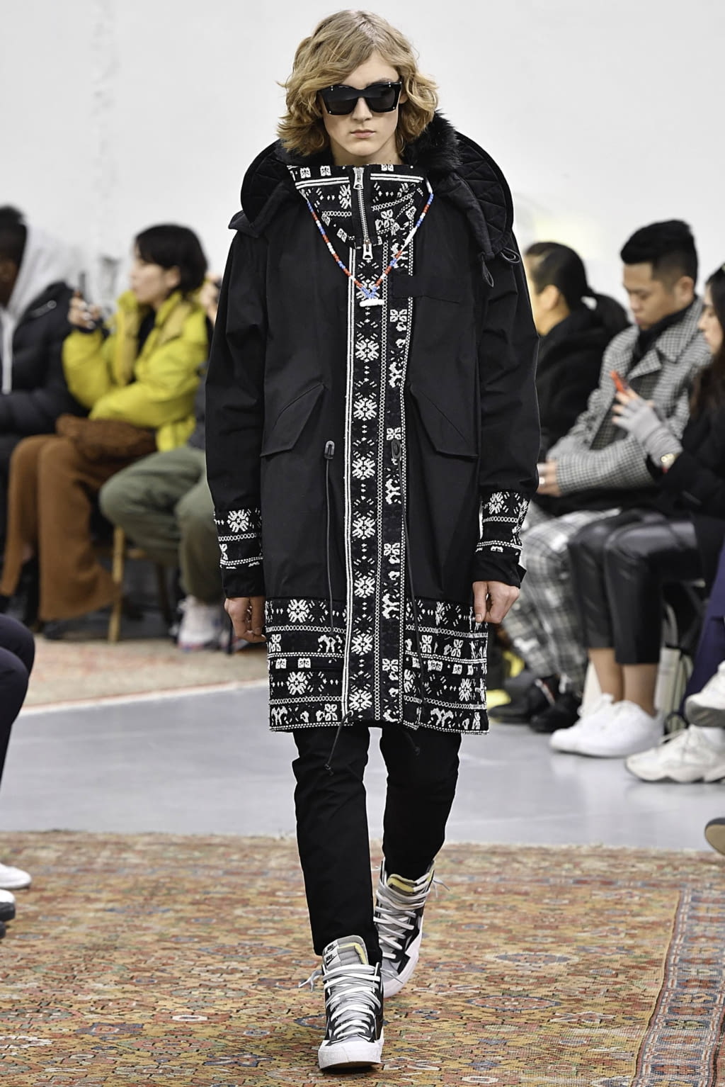 Fashion Week Paris Fall/Winter 2019 look 58 from the Sacai collection menswear