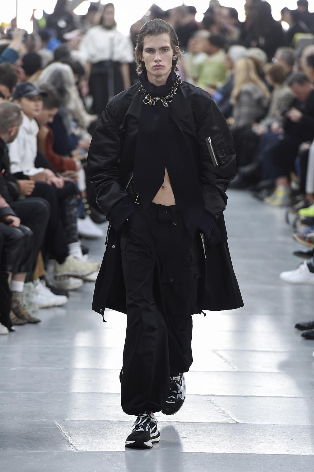 Fashion Week Paris Fall/Winter 2020 look 64 de la collection Sacai menswear