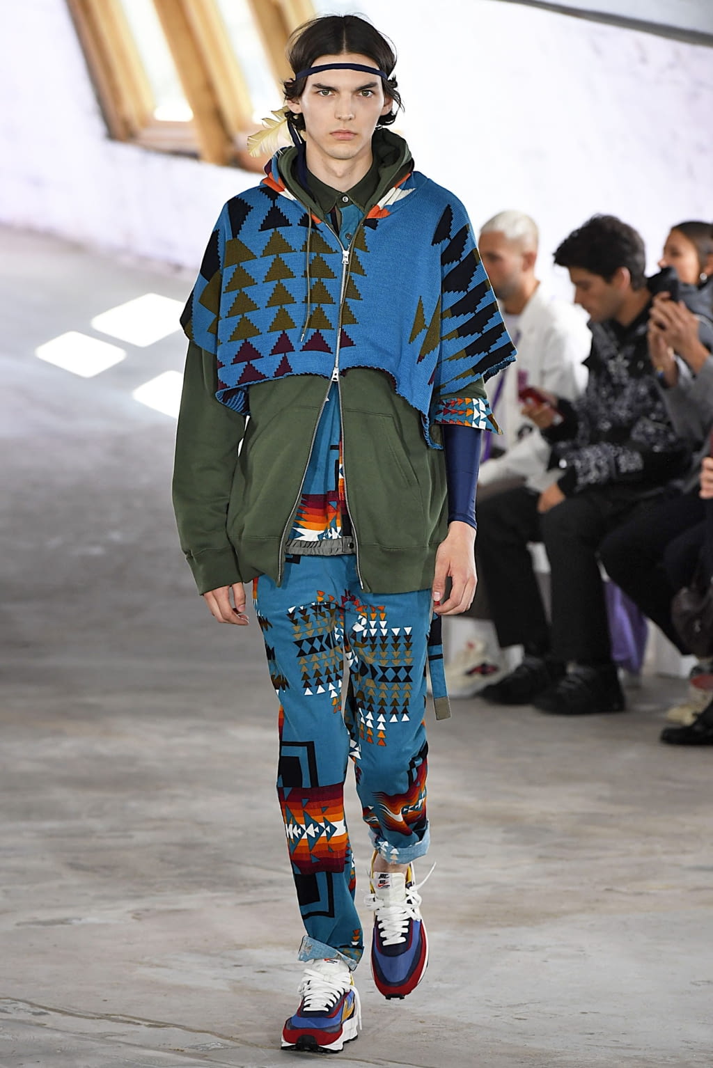 Fashion Week Paris Spring/Summer 2019 look 7 from the Sacai collection menswear