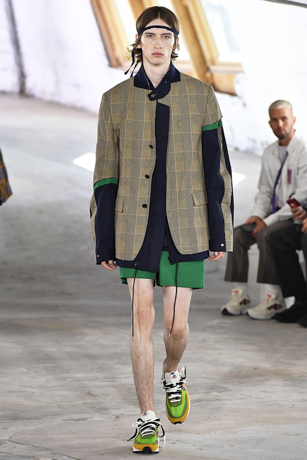 Fashion Week Paris Spring/Summer 2019 look 26 from the Sacai collection menswear