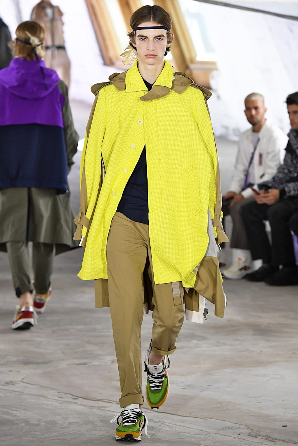 Fashion Week Paris Spring/Summer 2019 look 36 from the Sacai collection 男装