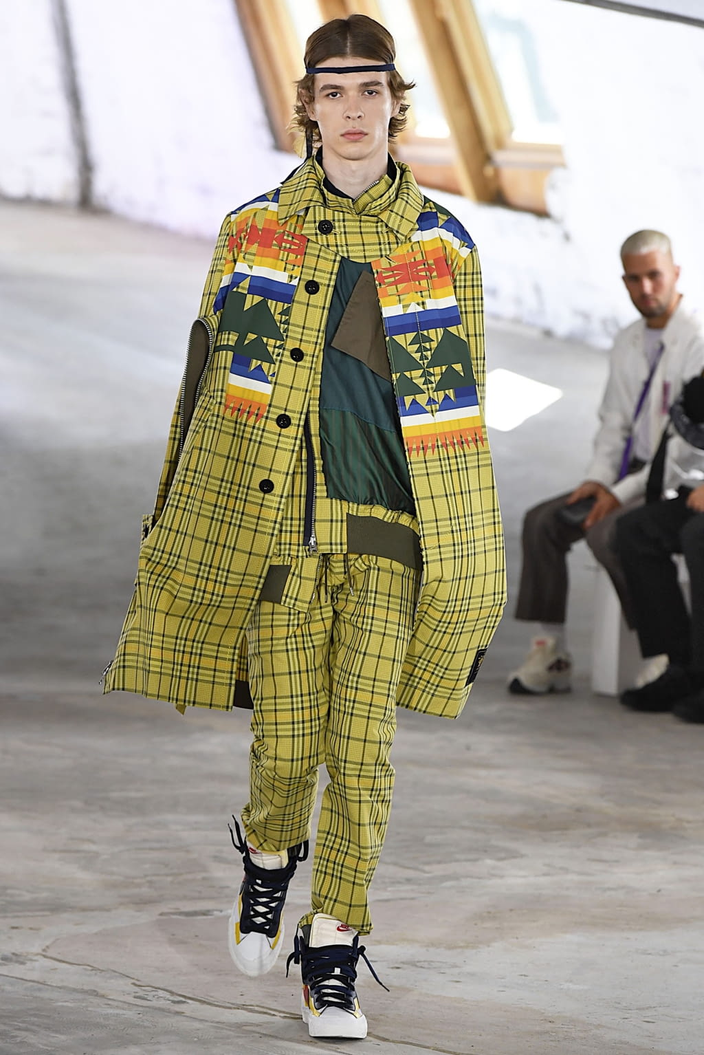 Fashion Week Paris Spring/Summer 2019 look 45 from the Sacai collection menswear
