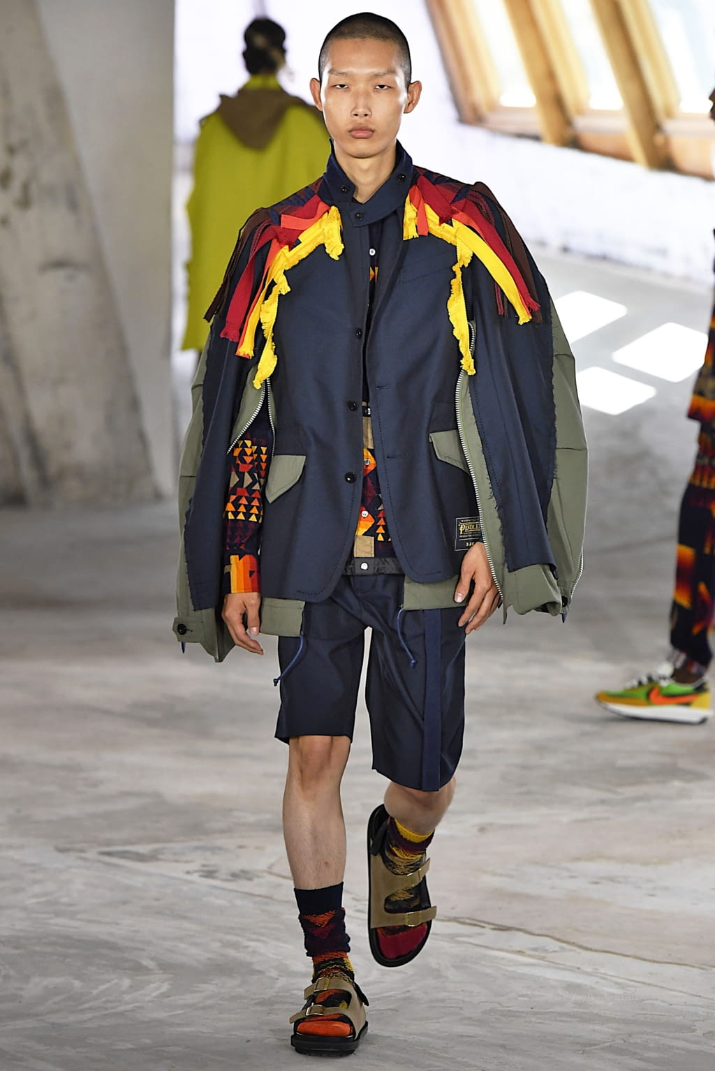 Fashion Week Paris Spring/Summer 2019 look 52 from the Sacai collection 男装