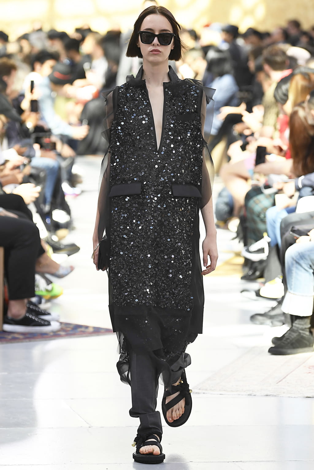Fashion Week Paris Spring/Summer 2020 look 5 de la collection Sacai menswear