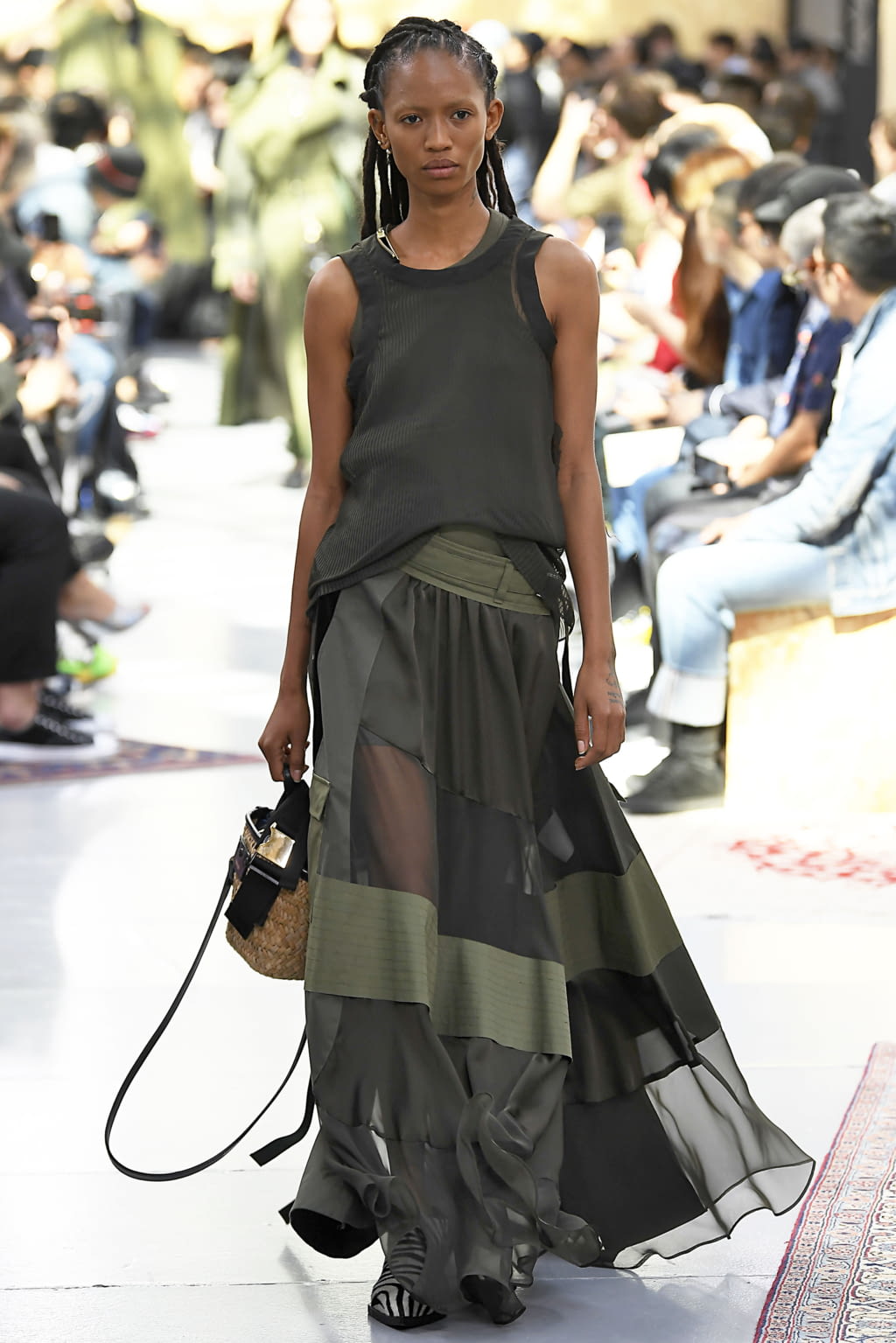 Fashion Week Paris Spring/Summer 2020 look 16 de la collection Sacai menswear