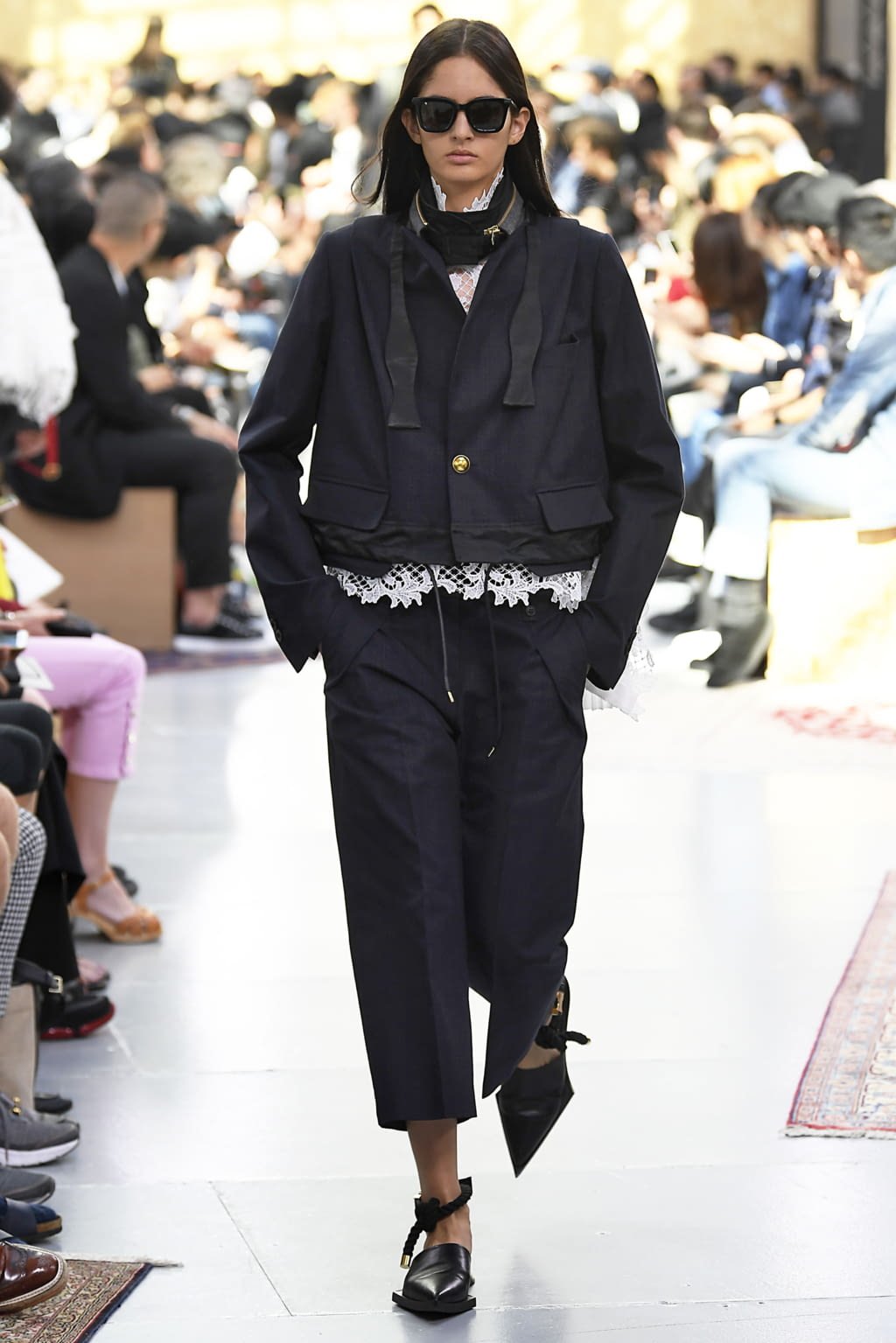 Fashion Week Paris Spring/Summer 2020 look 42 from the Sacai collection menswear