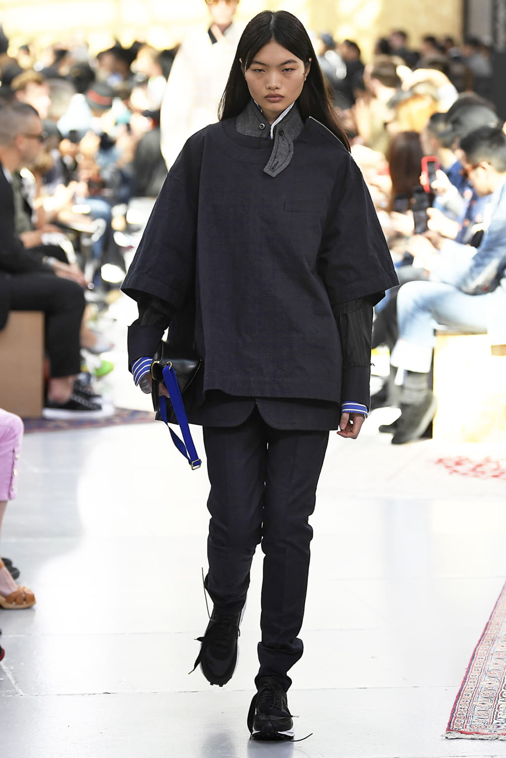 Fashion Week Paris Spring/Summer 2020 look 46 from the Sacai collection 男装
