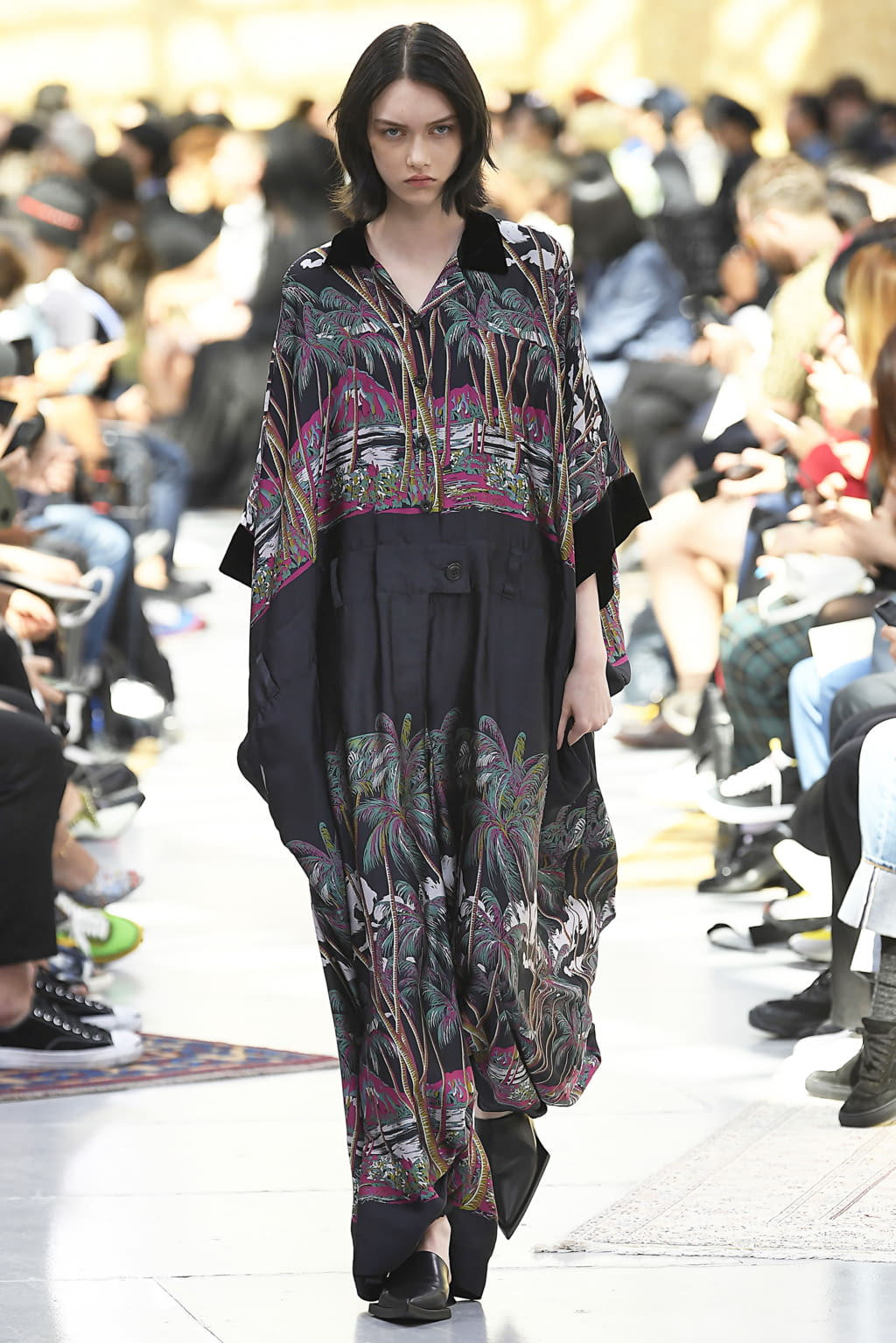 Fashion Week Paris Spring/Summer 2020 look 56 de la collection Sacai menswear