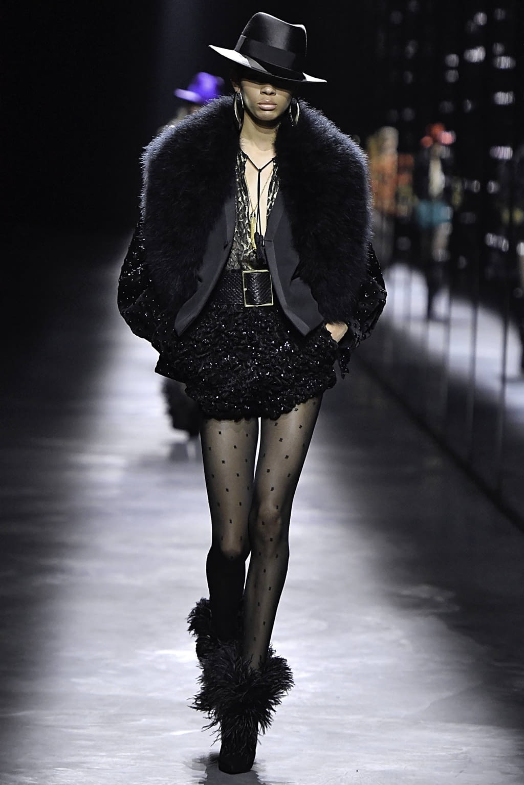 Fashion Week Paris Fall/Winter 2019 look 12 from the Saint Laurent collection womenswear