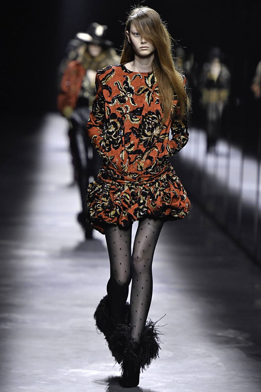 Fashion Week Paris Fall/Winter 2019 look 16 from the Saint Laurent collection womenswear