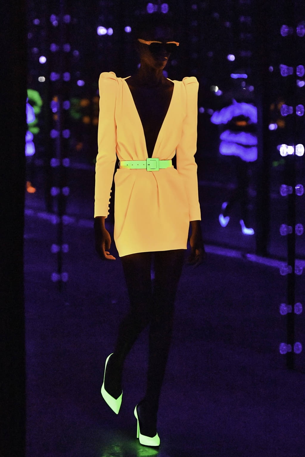 Fashion Week Paris Fall/Winter 2019 look 90 de la collection Saint Laurent womenswear