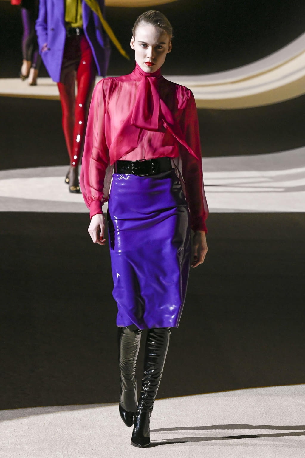 Fashion Week Paris Fall/Winter 2020 look 34 de la collection Saint Laurent womenswear