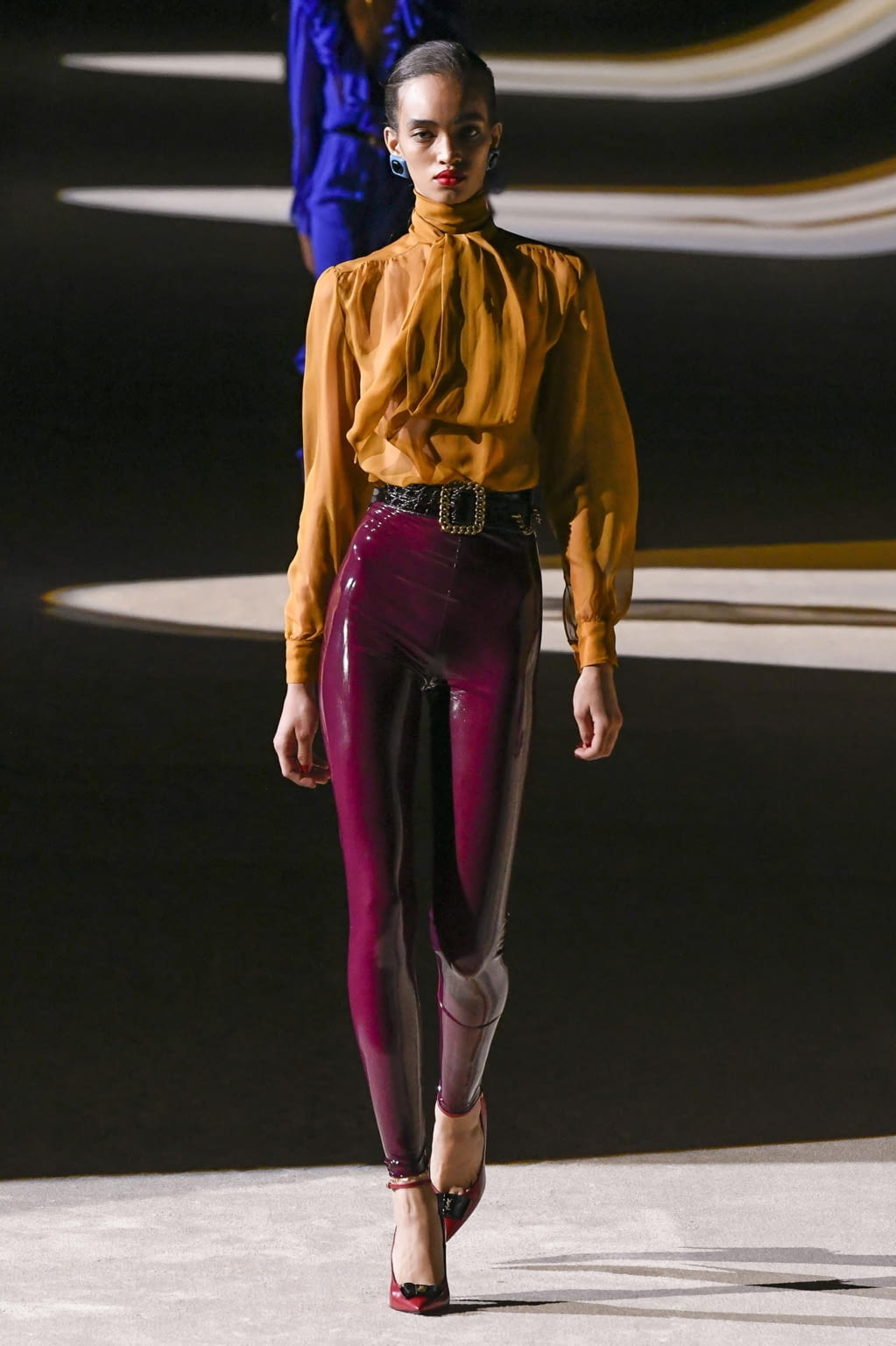 Fashion Week Paris Fall/Winter 2020 look 47 de la collection Saint Laurent womenswear