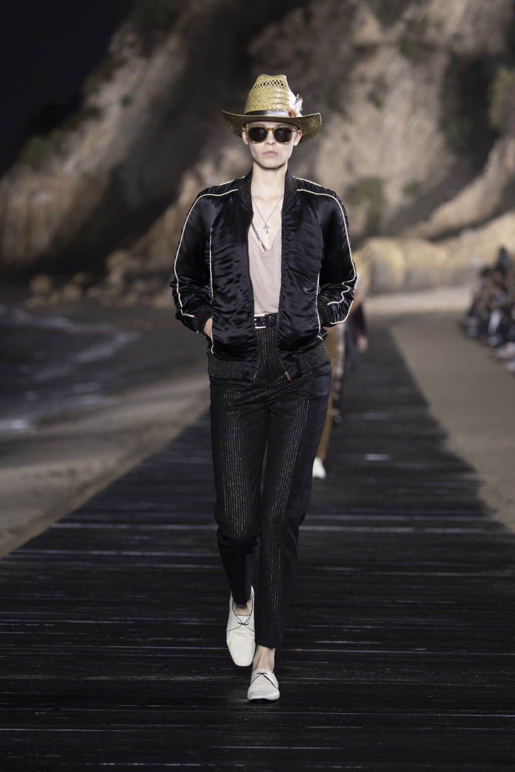 Fashion Week Paris Spring/Summer 2020 look 31 from the Saint Laurent collection menswear