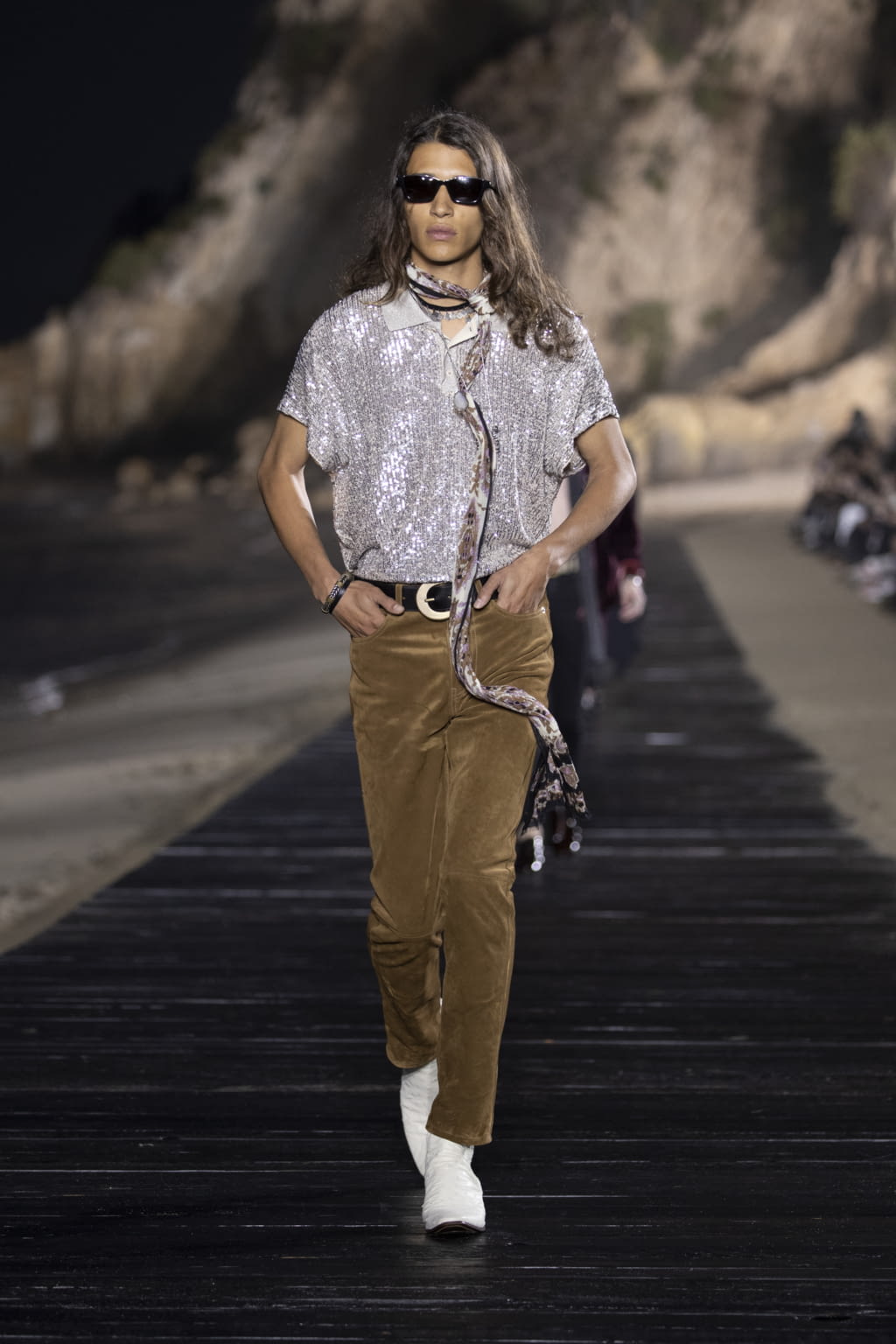 Fashion Week Paris Spring/Summer 2020 look 32 from the Saint Laurent collection menswear