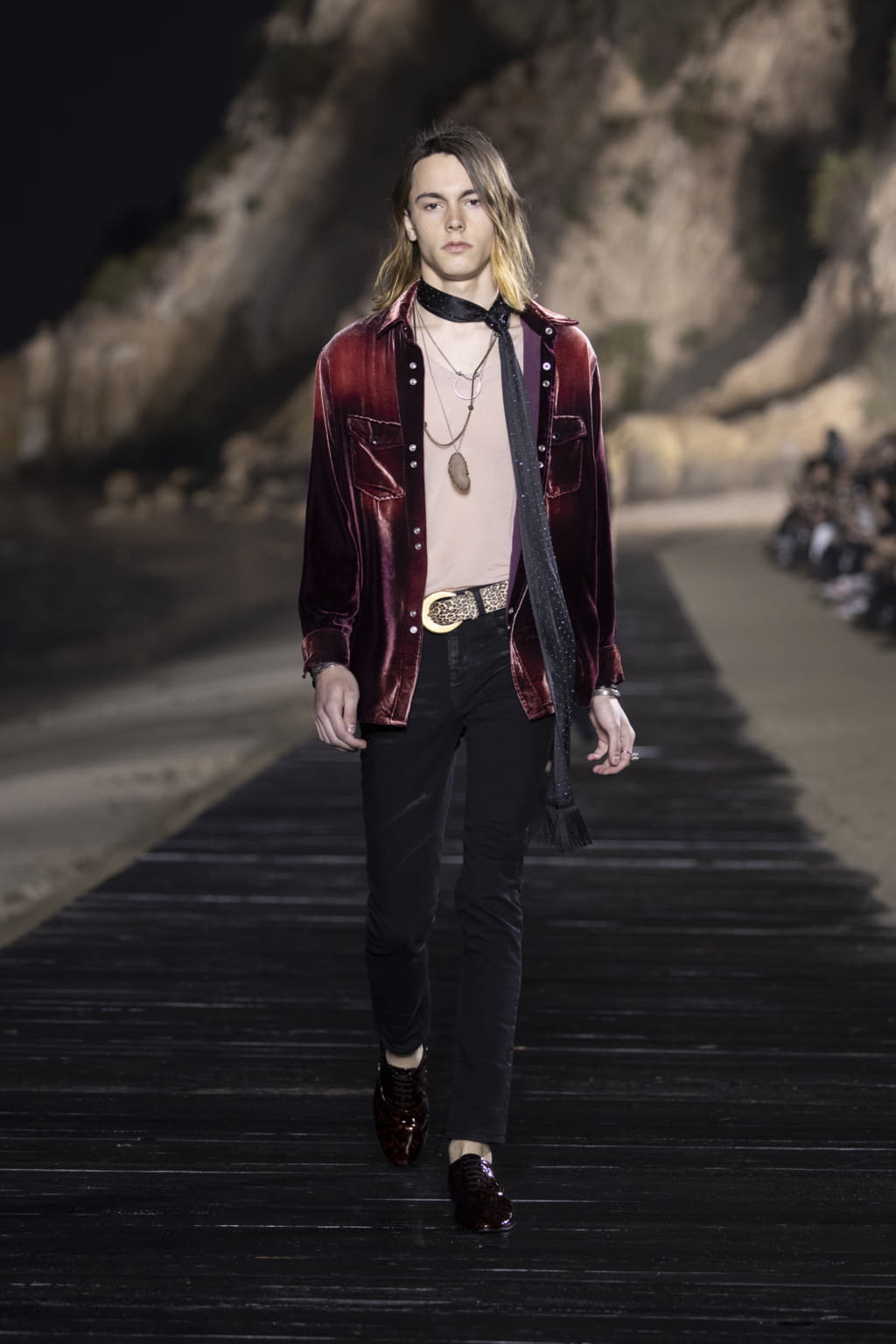 Fashion Week Paris Spring/Summer 2020 look 33 from the Saint Laurent collection menswear