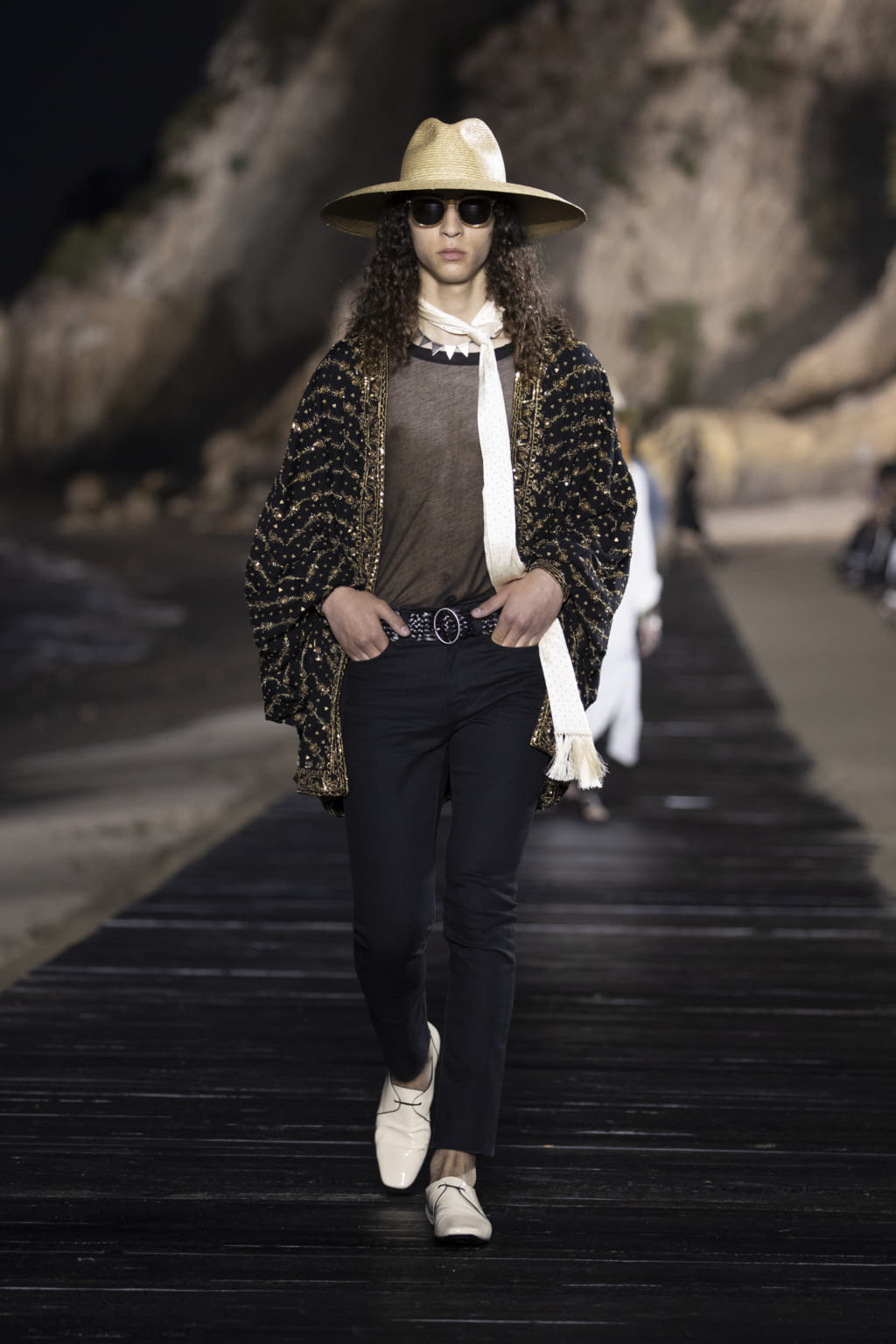 Fashion Week Paris Spring/Summer 2020 look 35 from the Saint Laurent collection menswear