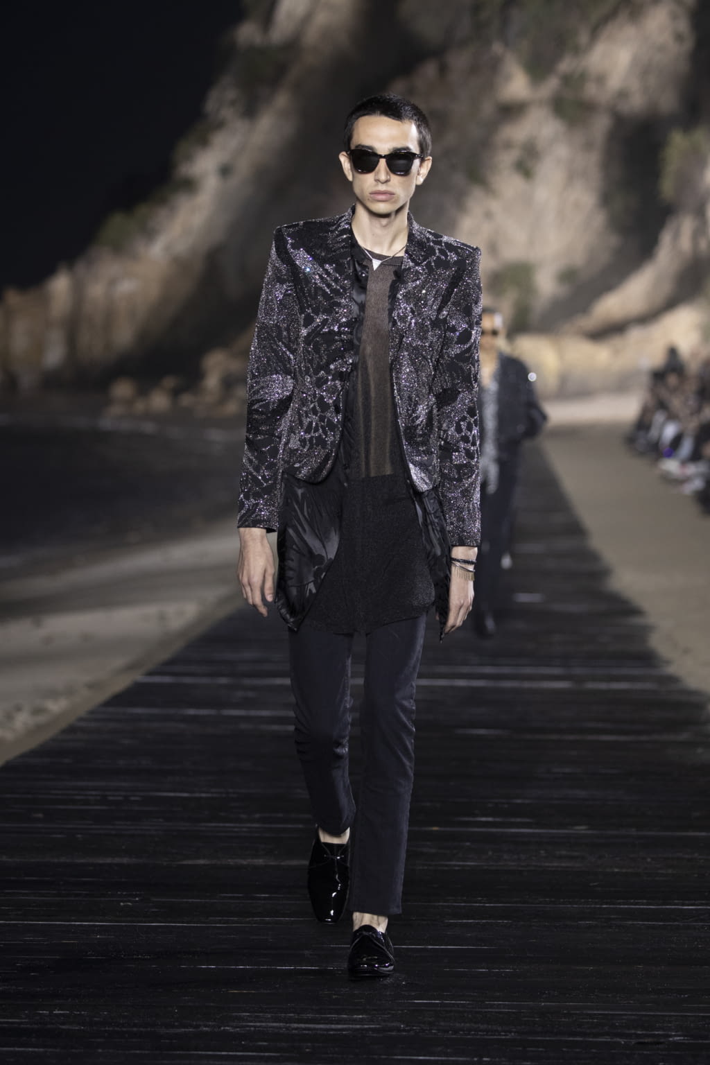 Fashion Week Paris Spring/Summer 2020 look 52 de la collection Saint Laurent menswear