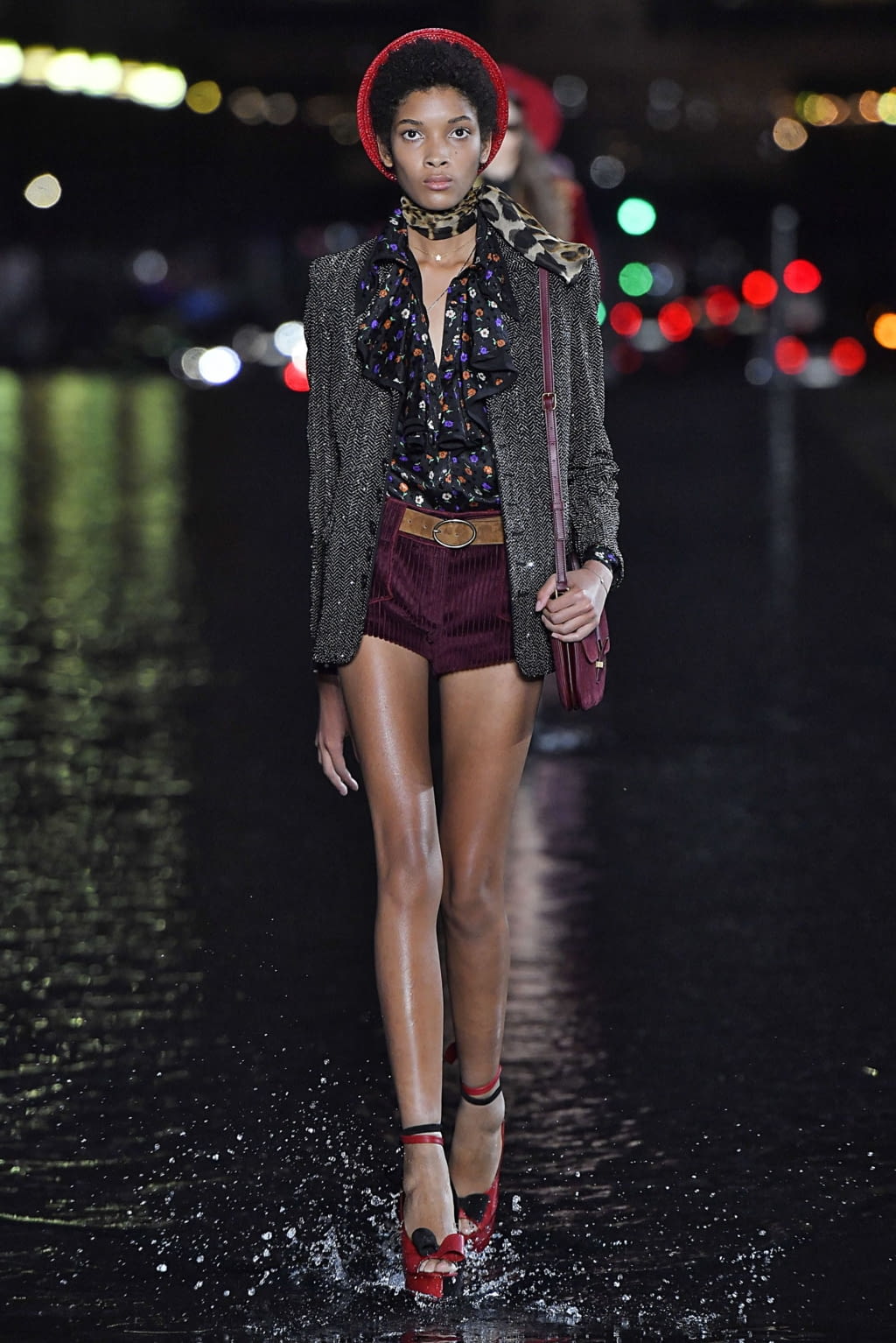 Fashion Week Paris Spring/Summer 2019 look 24 from the Saint Laurent collection womenswear