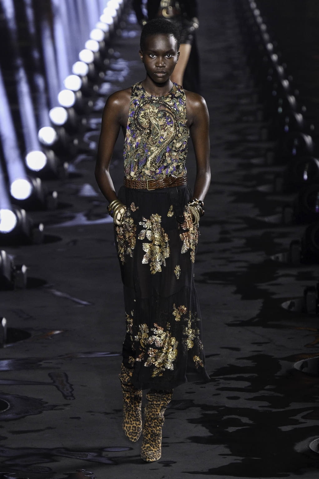Fashion Week Paris Spring/Summer 2020 look 18 de la collection Saint Laurent womenswear