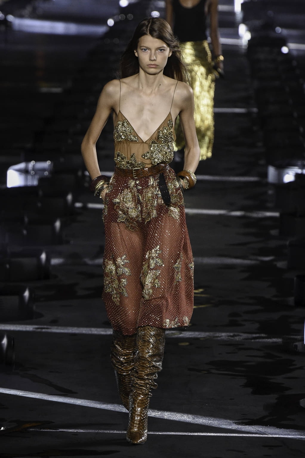 Fashion Week Paris Spring/Summer 2020 look 22 from the Saint Laurent collection womenswear