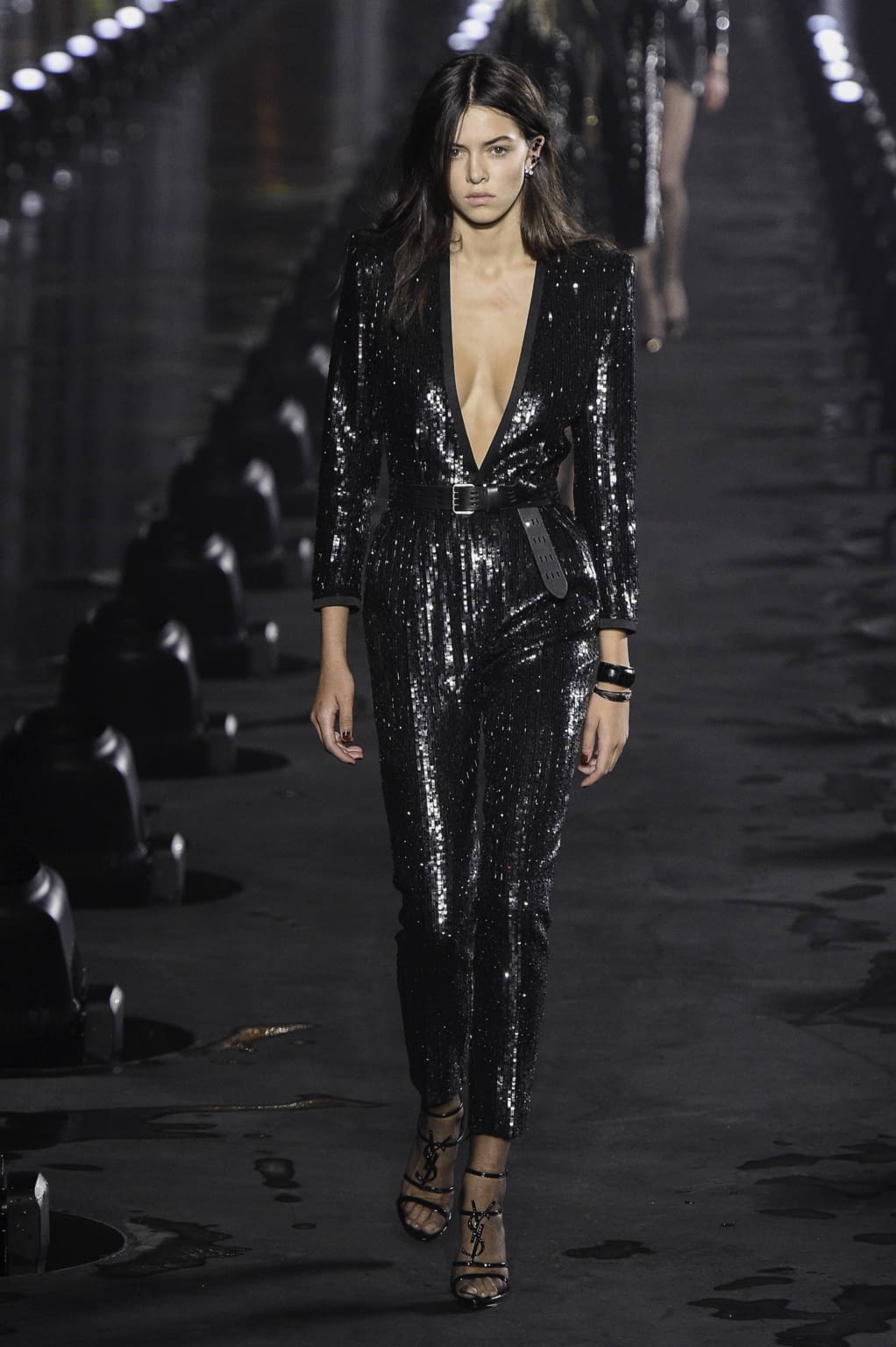 Fashion Week Paris Spring/Summer 2020 look 62 from the Saint Laurent collection 女装