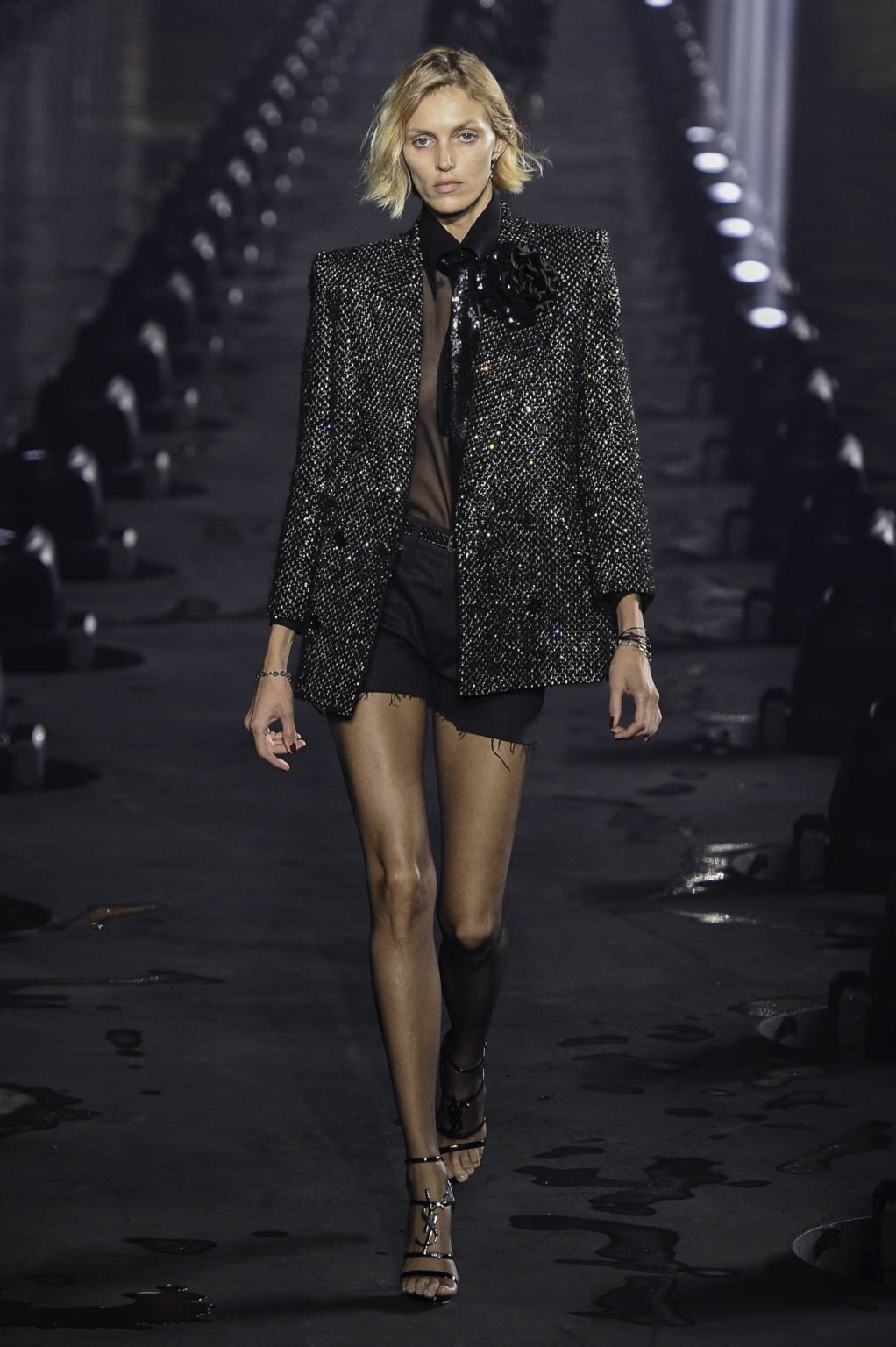 Fashion Week Paris Spring/Summer 2020 look 69 from the Saint Laurent collection womenswear