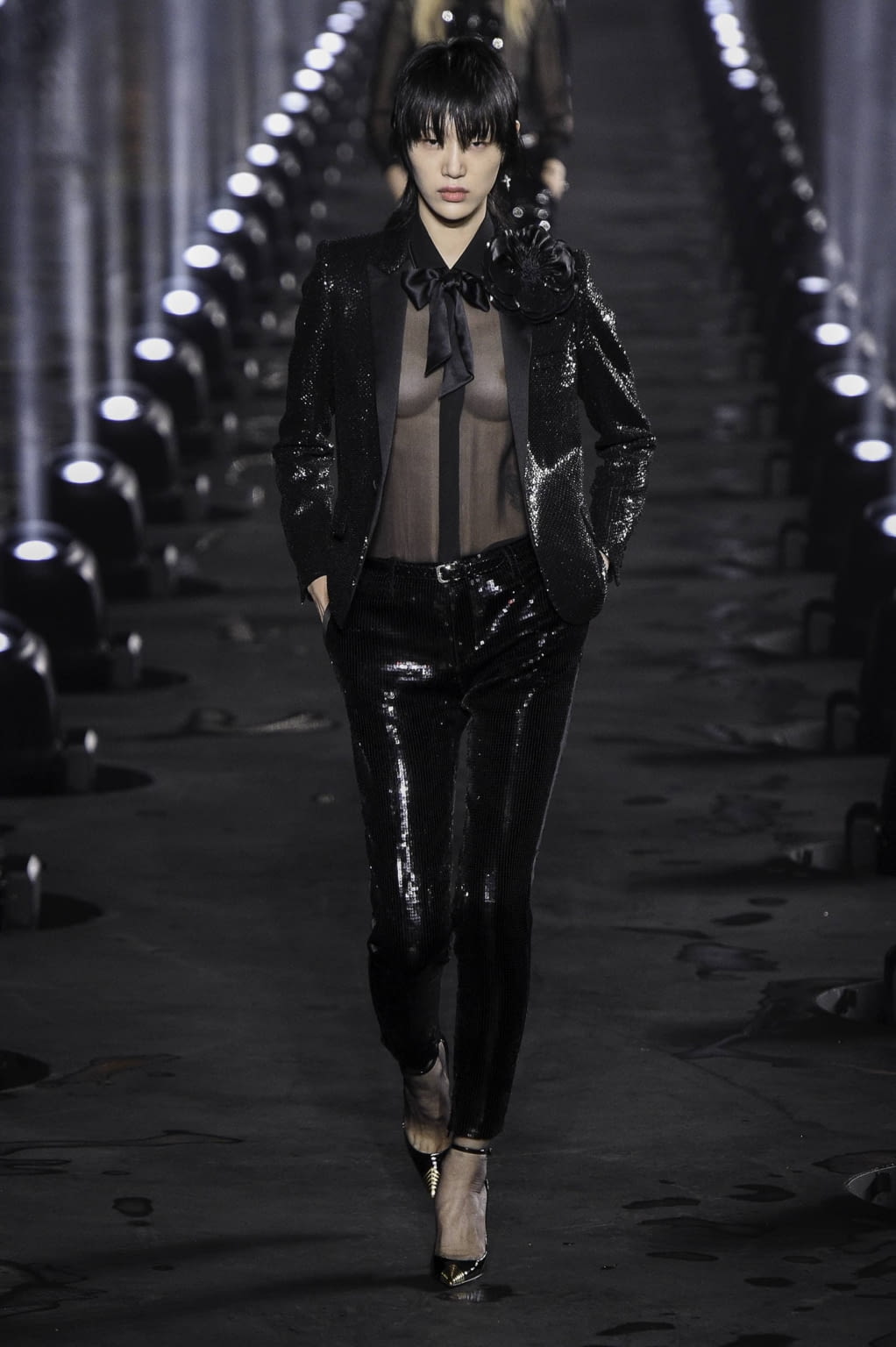 Fashion Week Paris Spring/Summer 2020 look 75 from the Saint Laurent collection womenswear