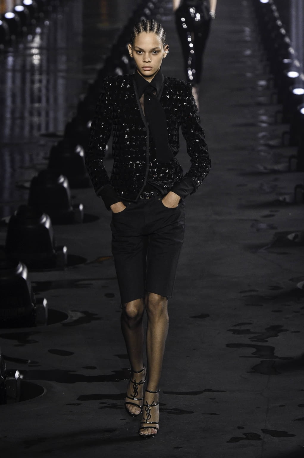Fashion Week Paris Spring/Summer 2020 look 79 from the Saint Laurent collection 女装