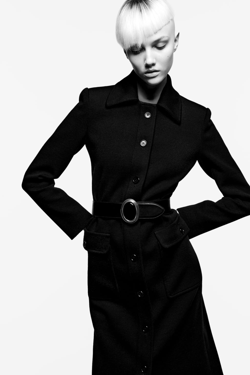 Fashion Week Paris Spring/Summer 2021 look 36 from the Saint Laurent collection womenswear