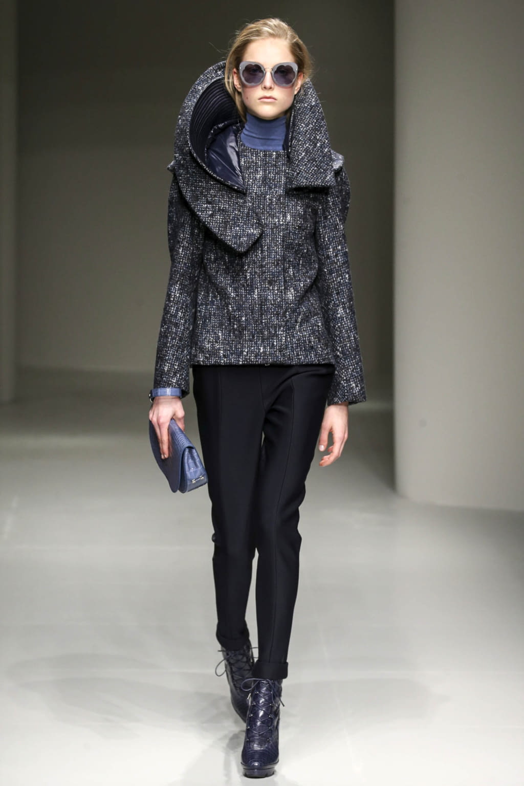 Fashion Week Milan Fall/Winter 2017 look 14 from the Ferragamo collection 女装