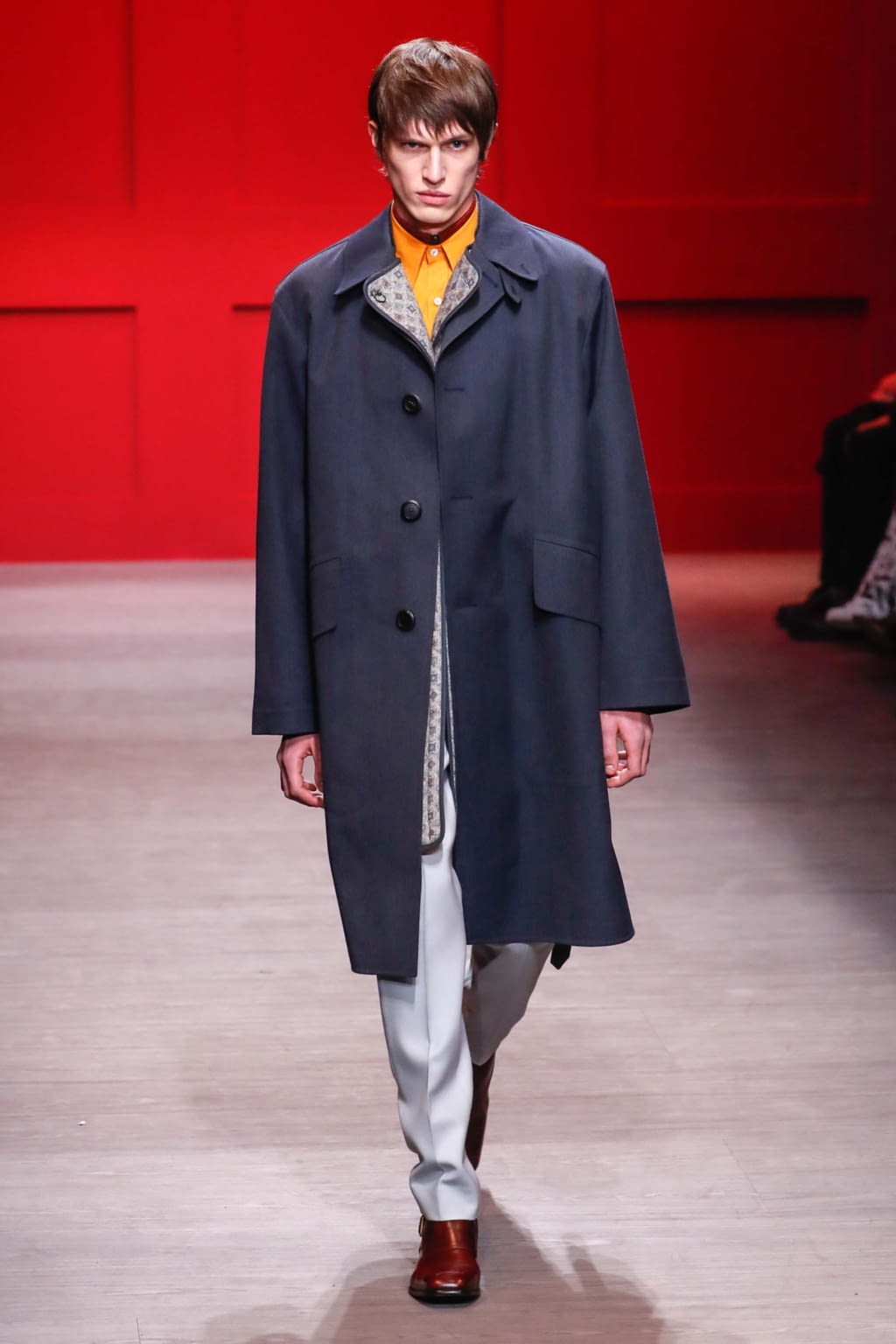 Fashion Week Milan Fall/Winter 2018 look 37 from the Ferragamo collection 女装