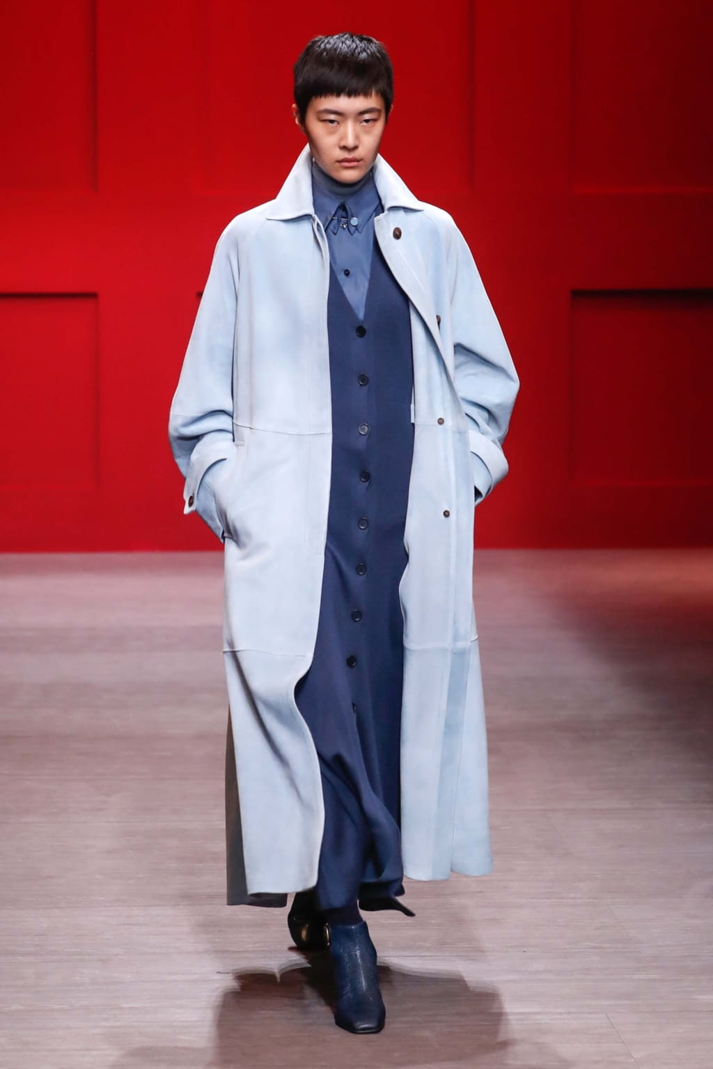 Fashion Week Milan Fall/Winter 2018 look 40 from the Ferragamo collection 女装