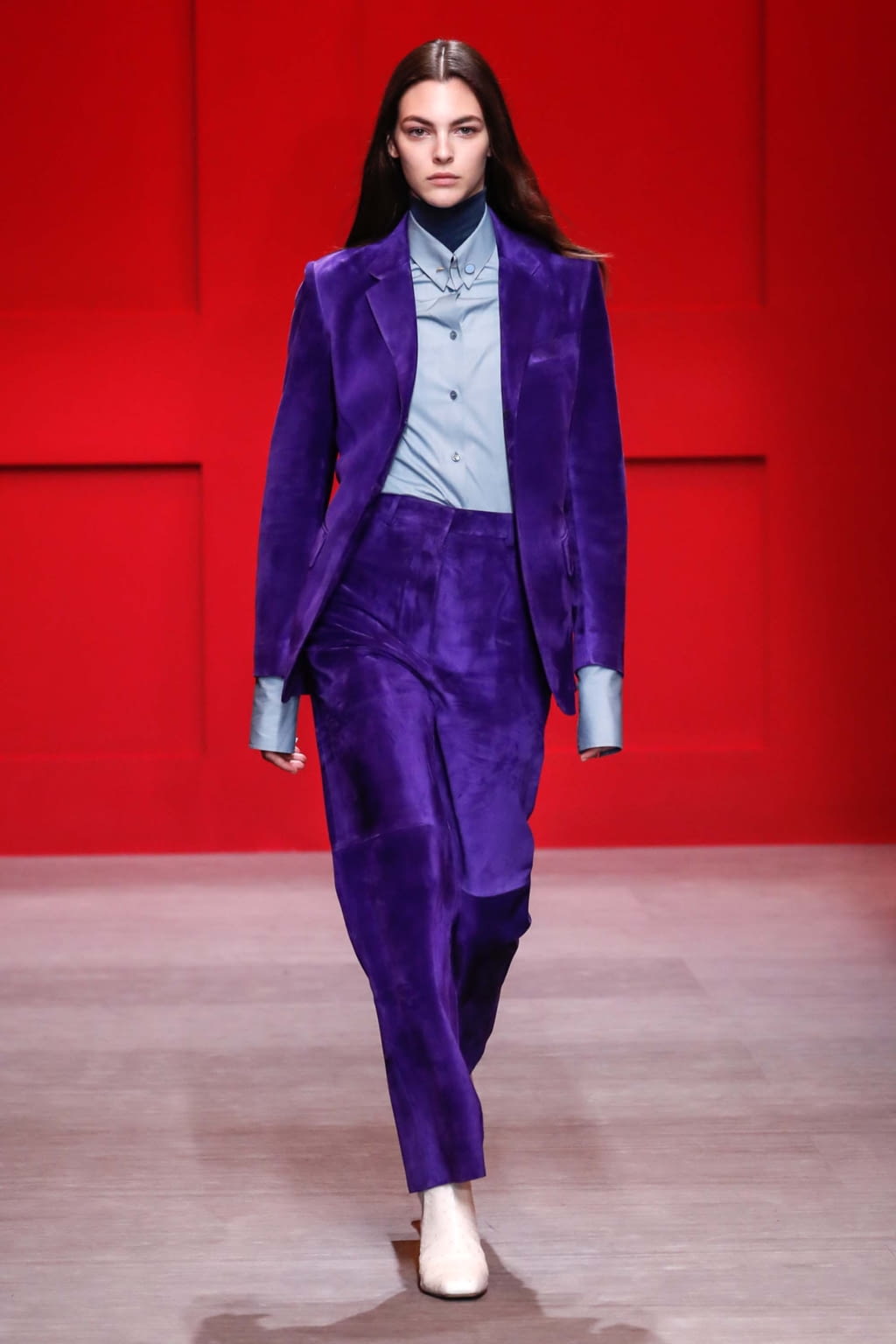 Fashion Week Milan Fall/Winter 2018 look 54 from the Ferragamo collection 女装