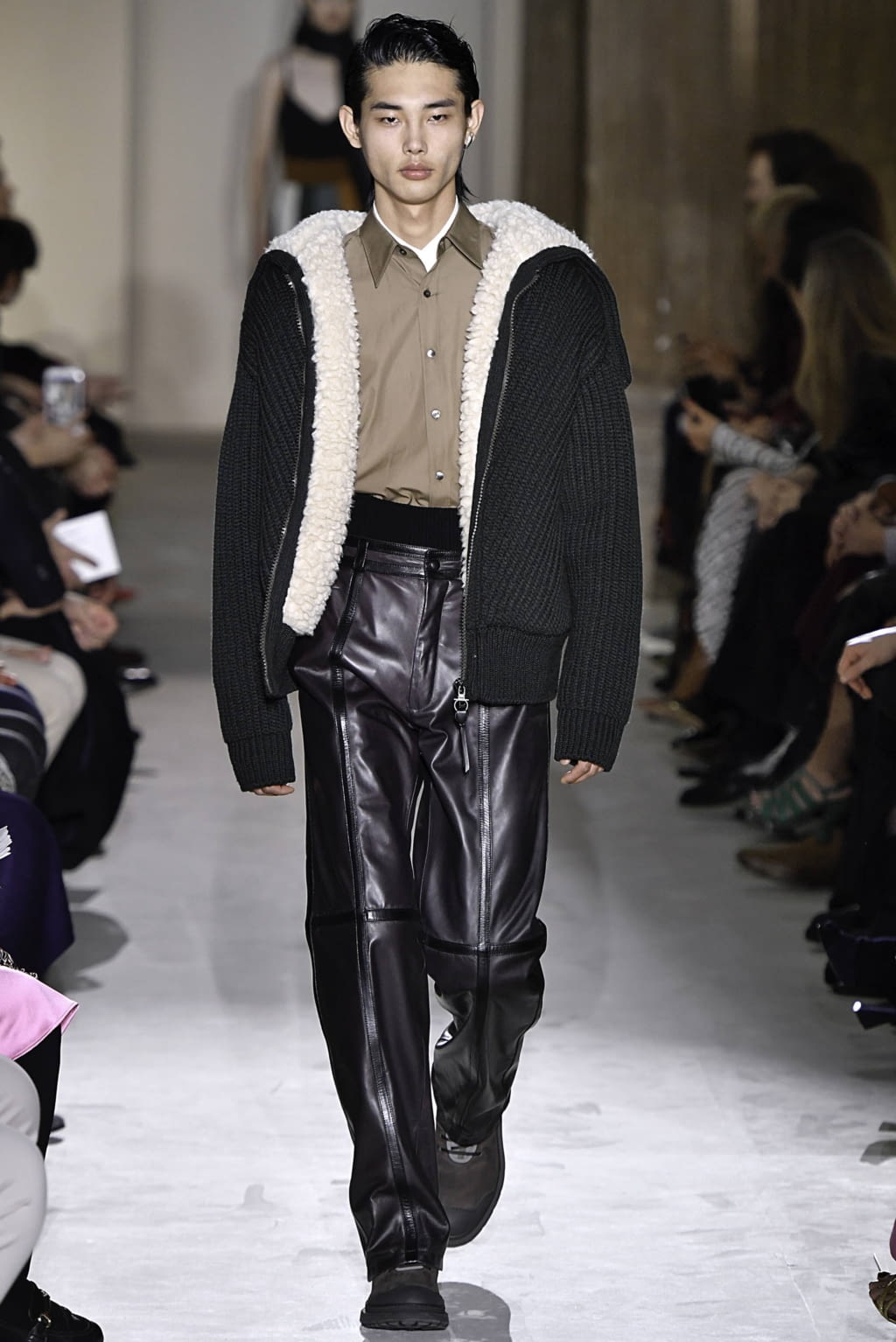 Fashion Week Milan Fall/Winter 2019 look 45 from the Ferragamo collection 女装