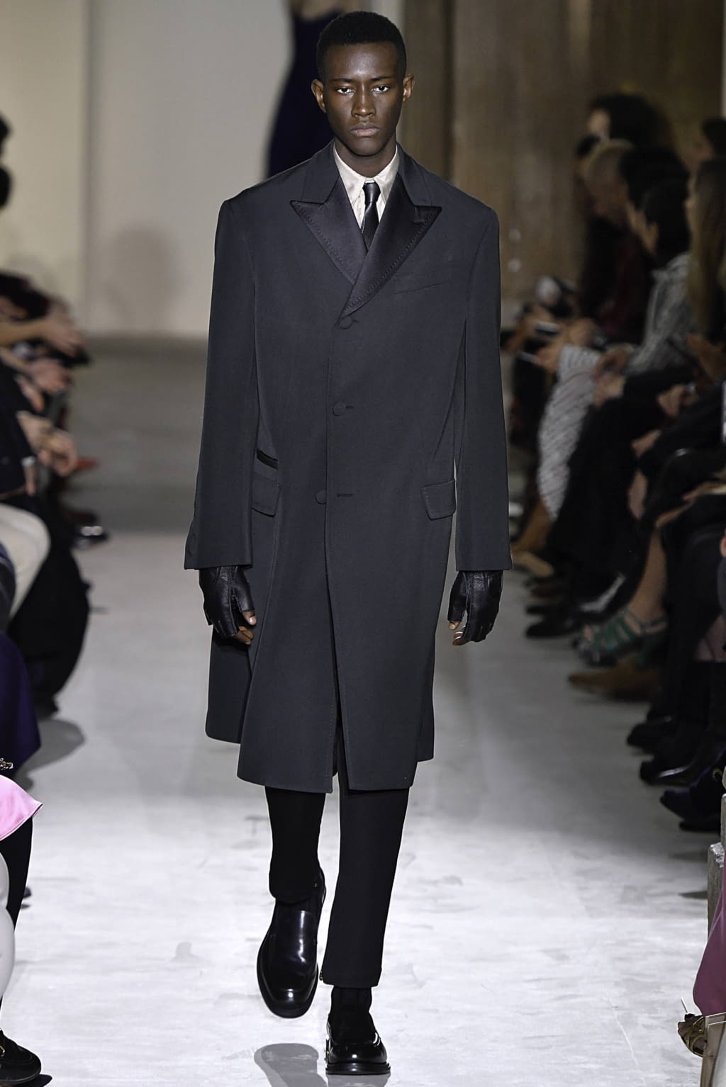 Fashion Week Milan Fall/Winter 2019 look 52 from the Ferragamo collection 男装