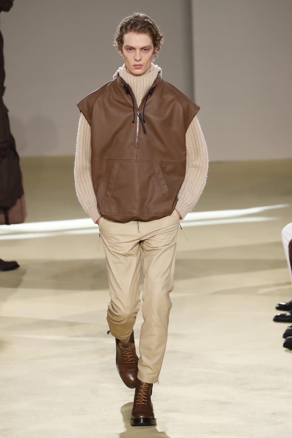 Fashion Week Milan Fall/Winter 2020 look 13 from the Ferragamo collection 男装