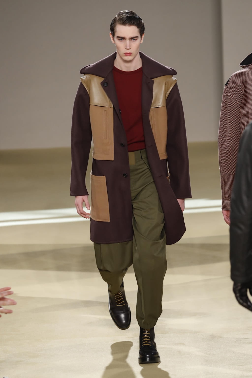 Fashion Week Milan Fall/Winter 2020 look 28 from the Ferragamo collection 男装
