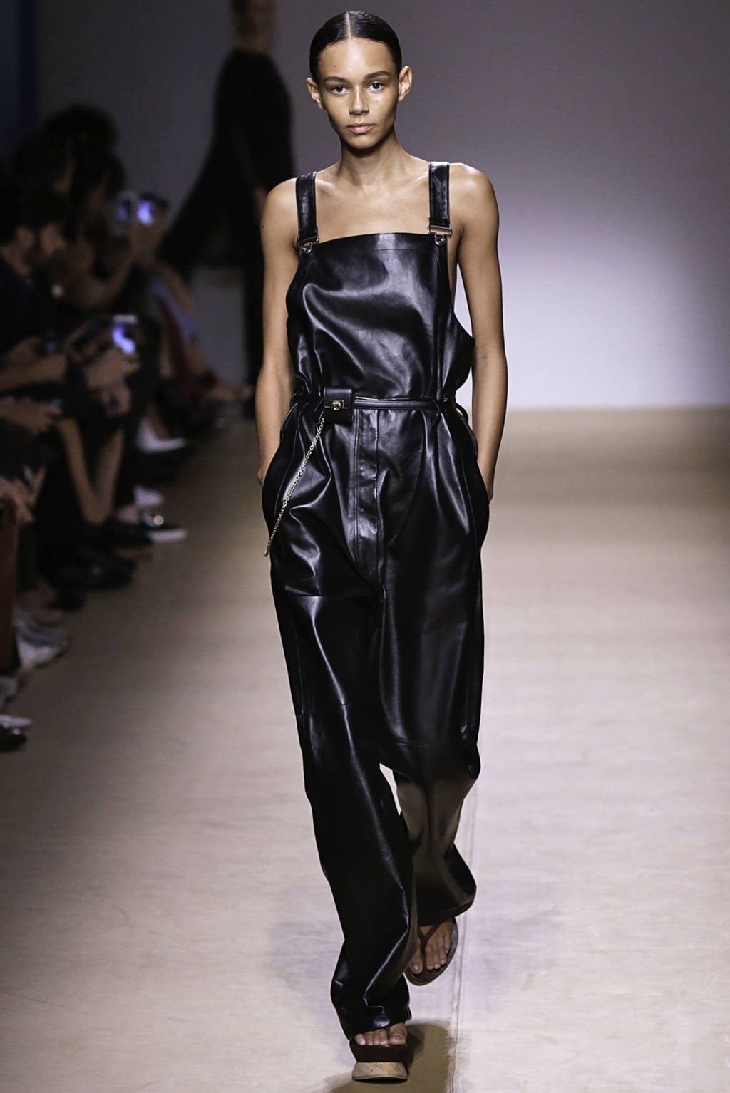 Fashion Week Milan Spring/Summer 2019 look 62 de la collection Ferragamo womenswear