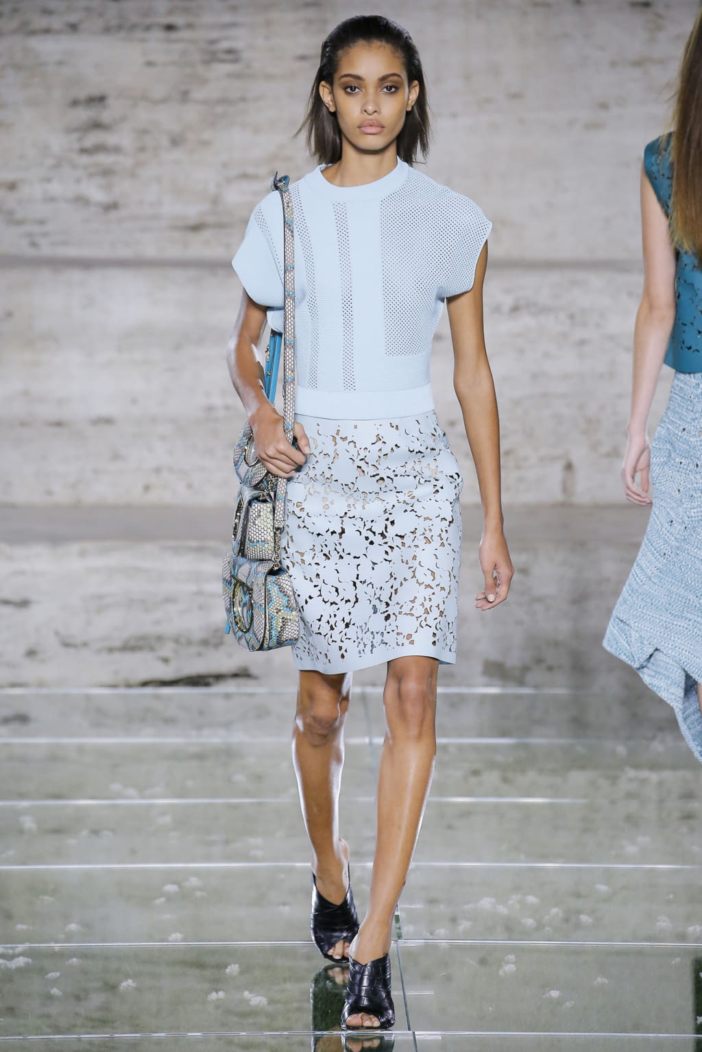Fashion Week Milan Spring/Summer 2018 look 25 from the Ferragamo collection 女装