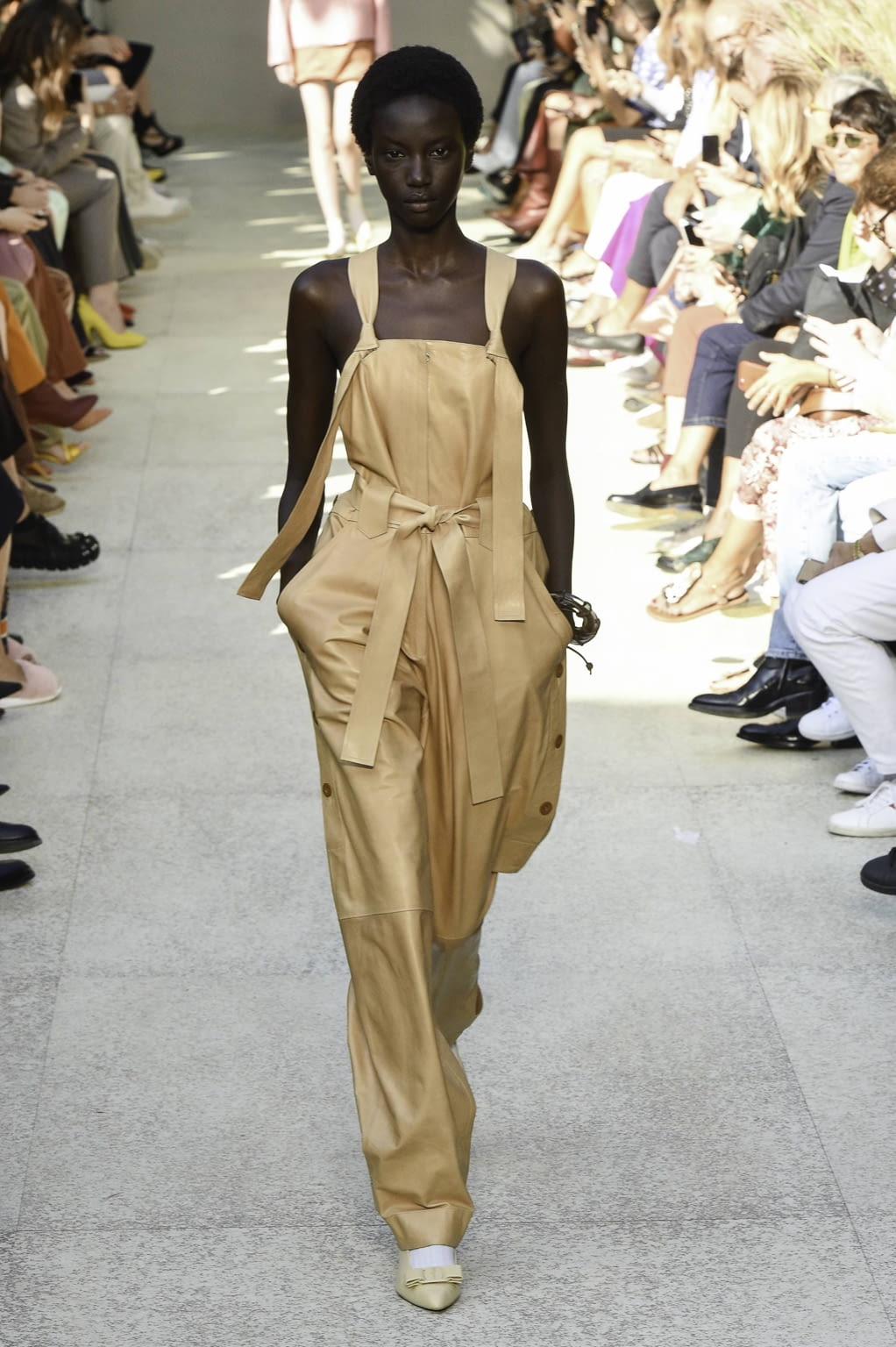 Fashion Week Milan Spring/Summer 2020 look 4 from the Ferragamo collection womenswear