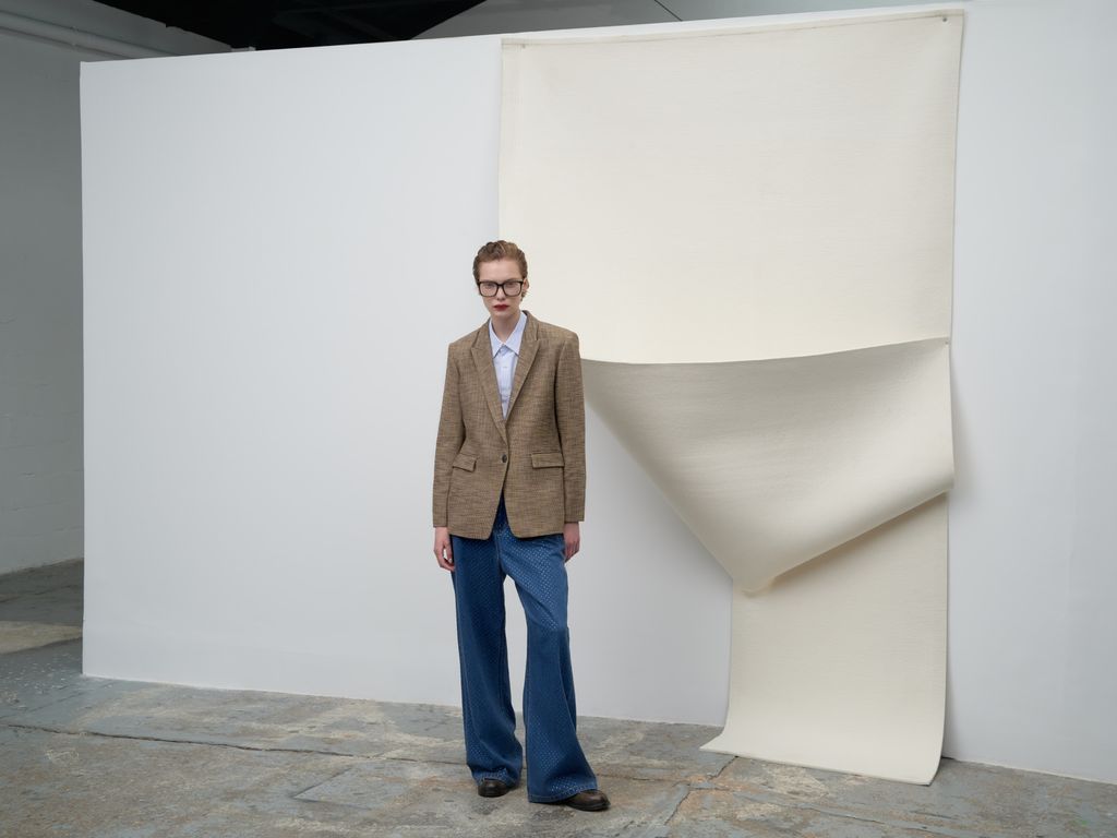 Fashion Week Paris Fall/Winter 2024 look 1 from the Sandro collection 女装