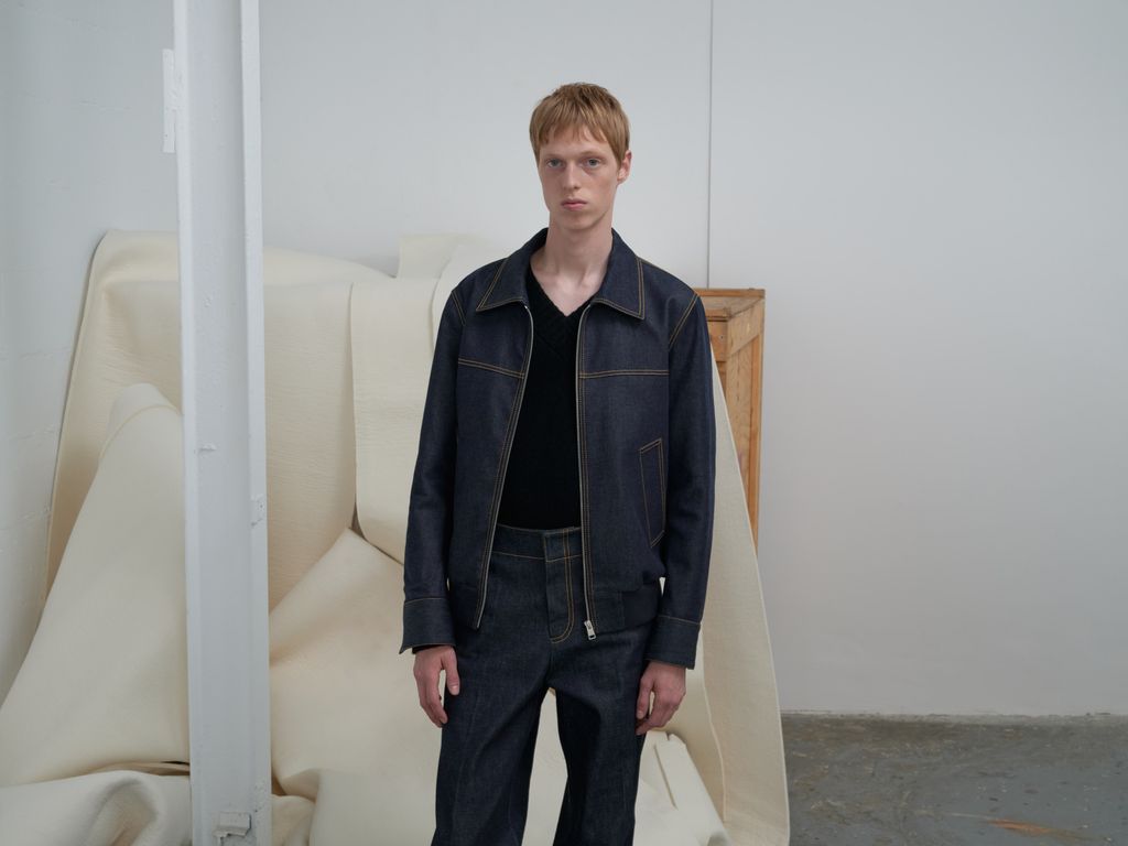 Fashion Week Paris Fall/Winter 2024 look 20 from the Sandro collection 女装