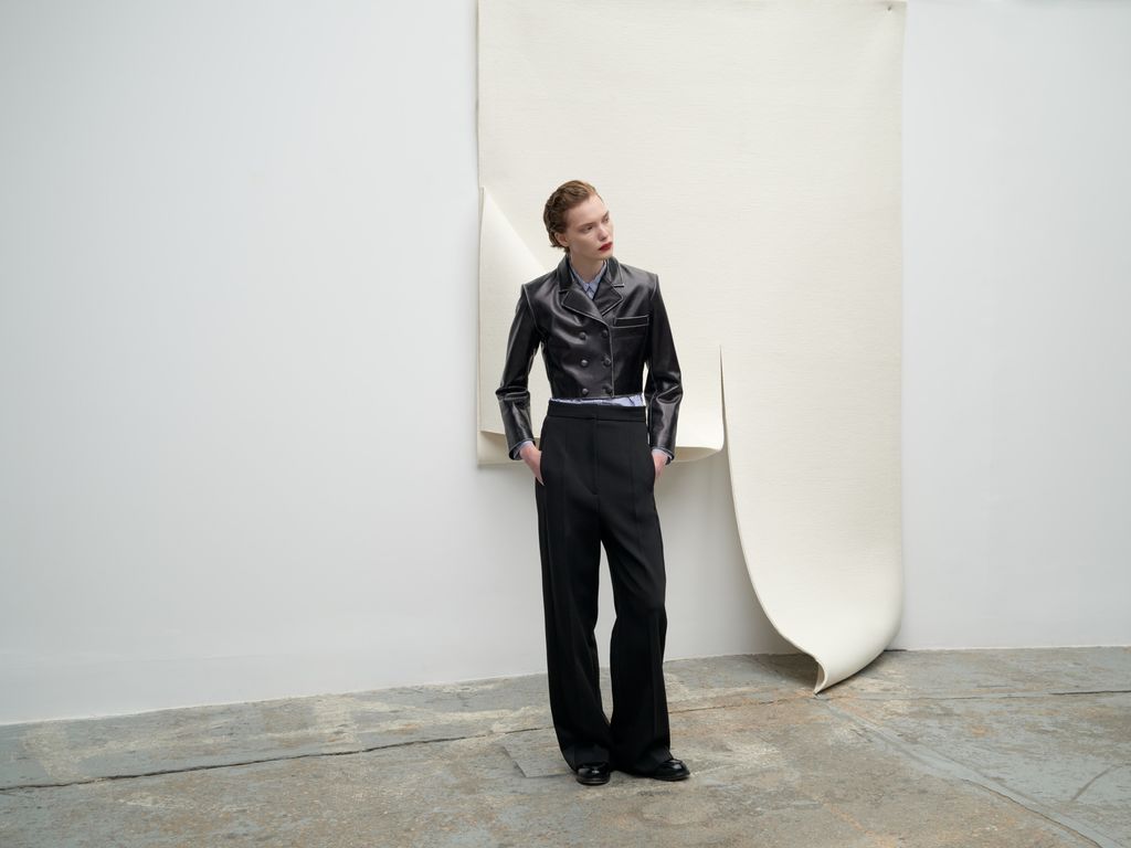 Fashion Week Paris Fall/Winter 2024 look 3 de la collection Sandro womenswear