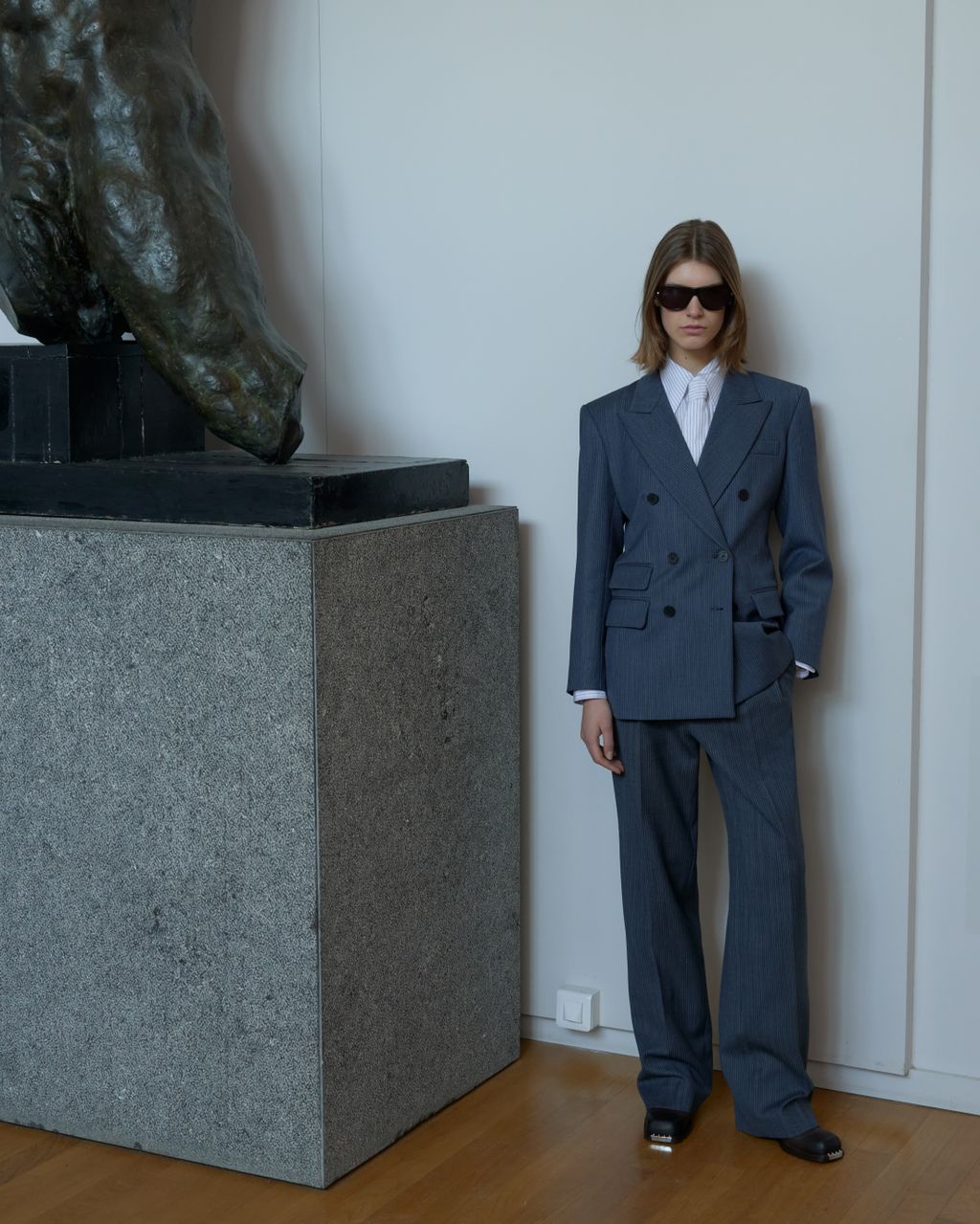 Fashion Week Paris Fall/Winter 2025 look 4 from the Sandro collection womenswear